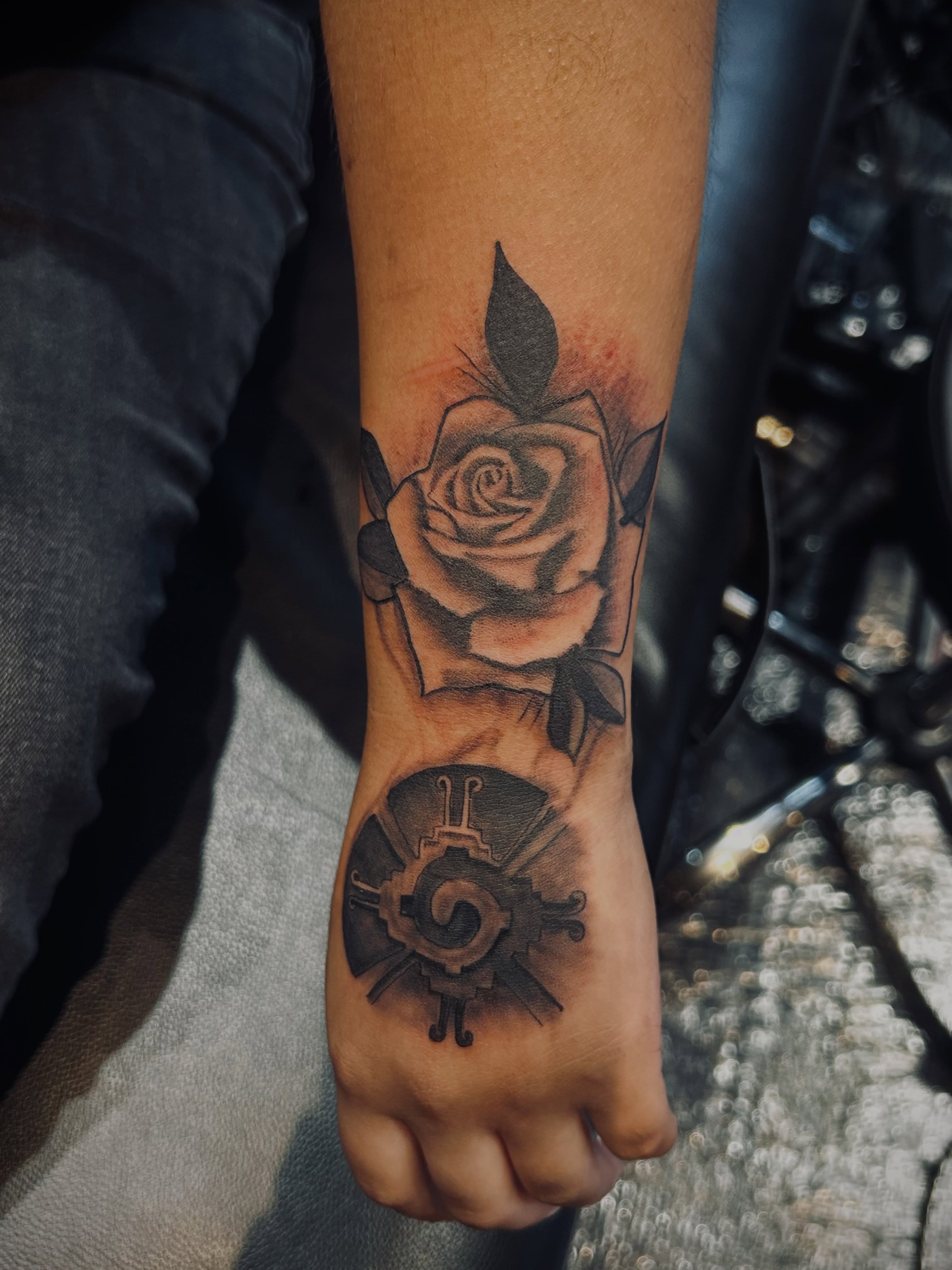 Tattoo by @the_tatuador265 β black_and_grey, realism