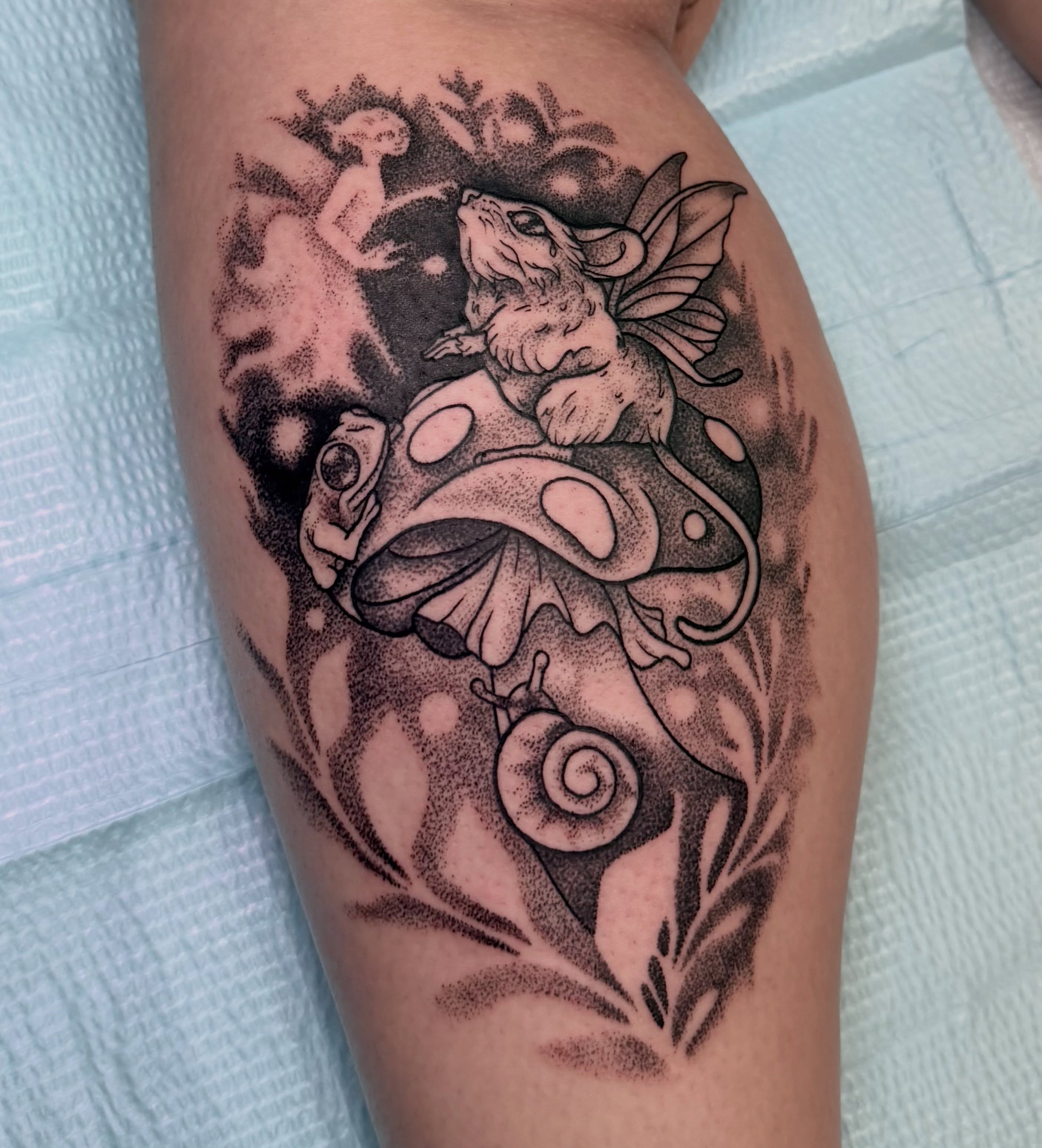 Tattoo by @esteltattoos — dotwork, realism