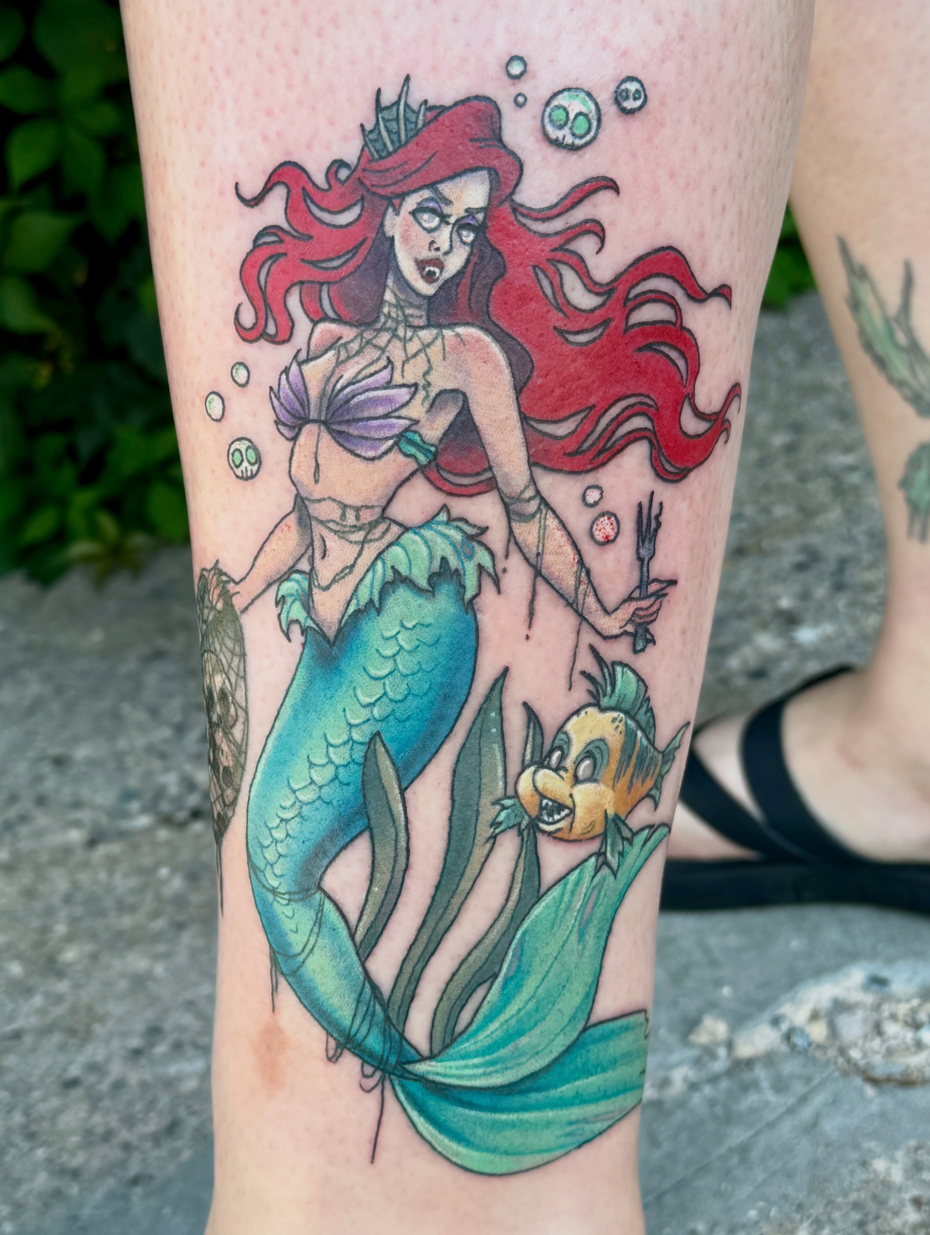 Tattoo by @beesnestqueenbee — american_traditional, realism