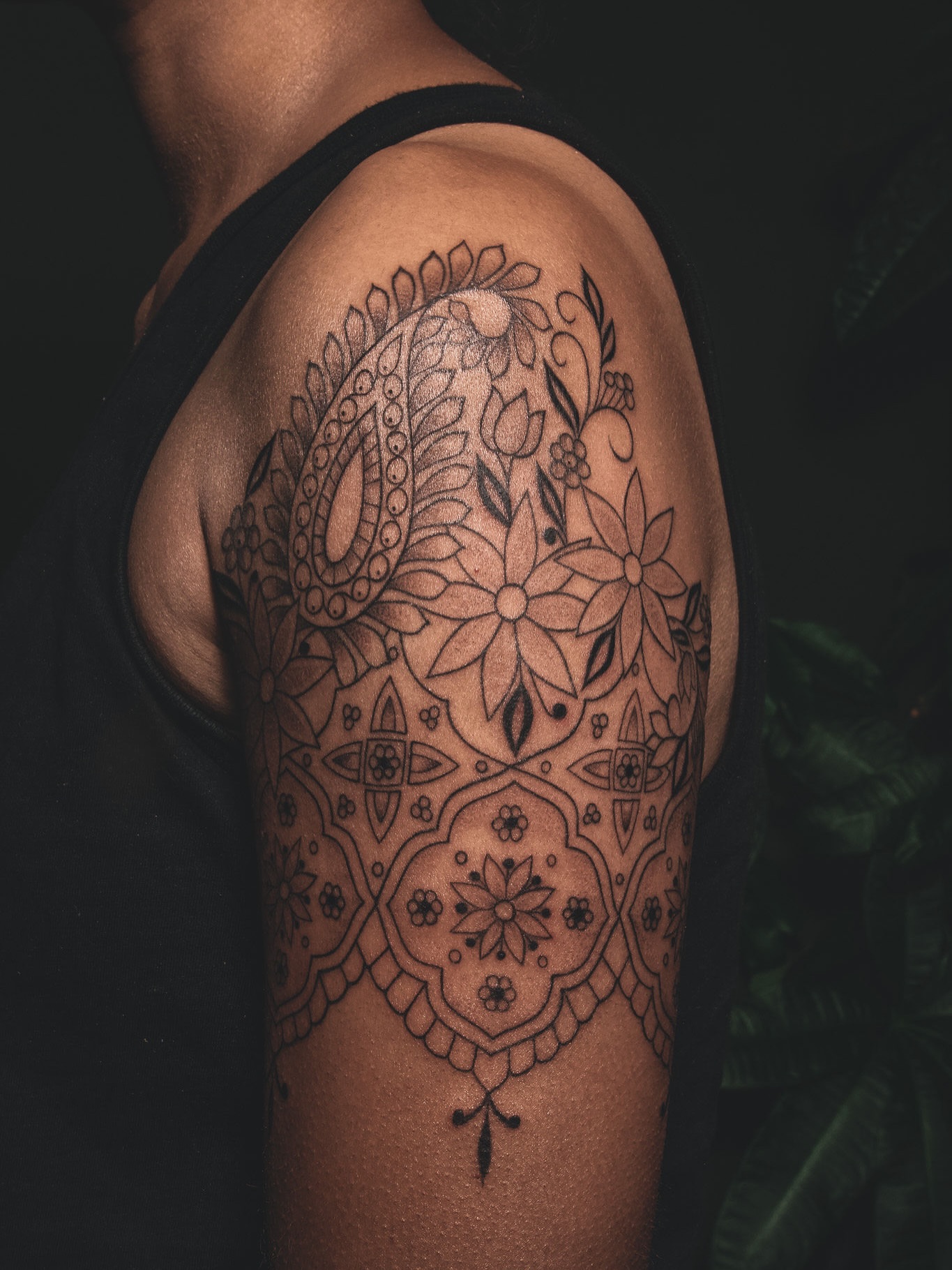 Floral mandala ornamental tattoo on the shoulder by Sabreena Haque