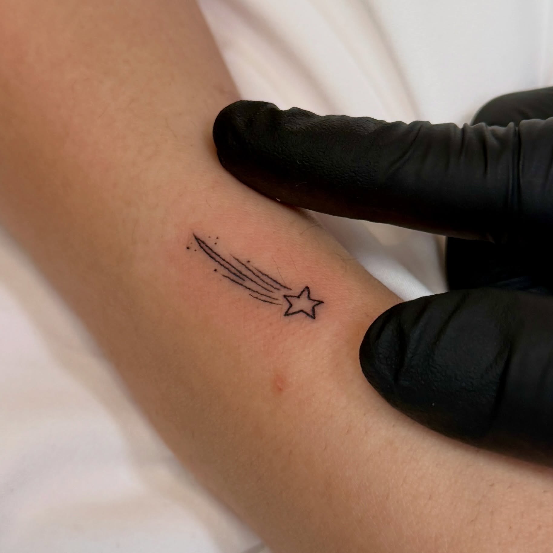 Tattoo by @maru_ttttt — dotwork