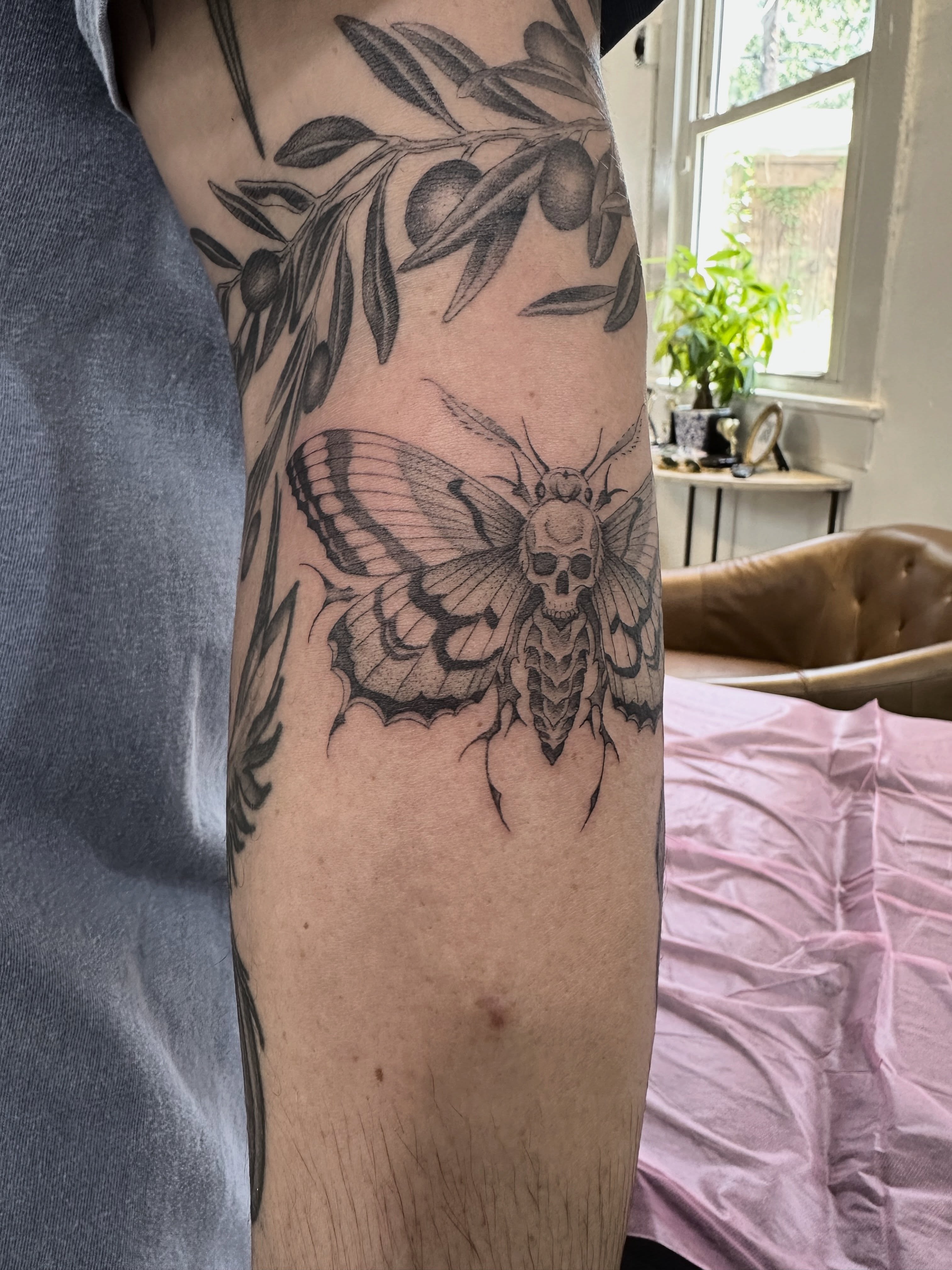 Tattoo by @seanharringtontattoo β black_and_grey, realism
