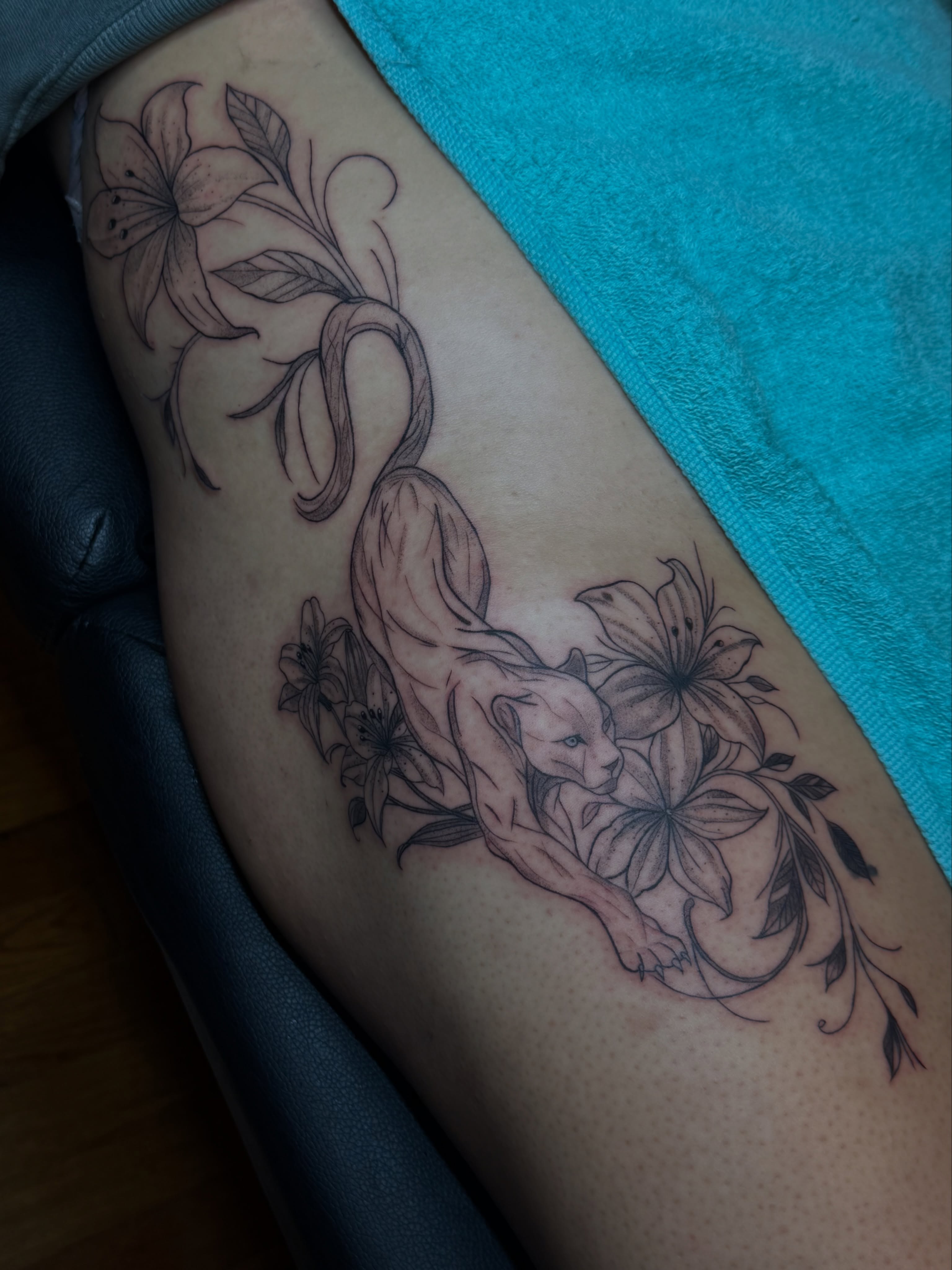 Tattoo by @sosie.tattoo โ black_and_grey, realism