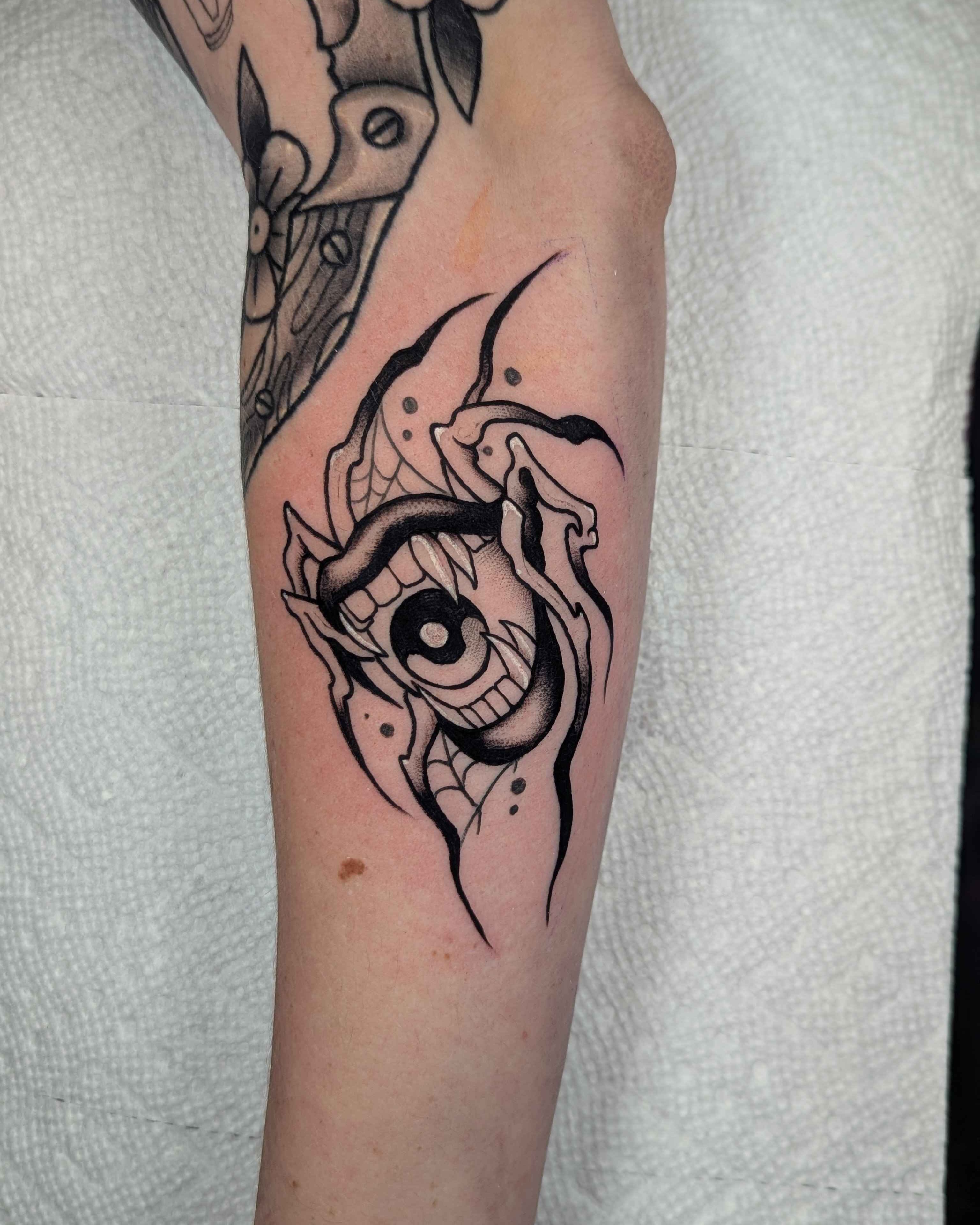 Tattoo by @folkfigment — black_and_grey, geometric