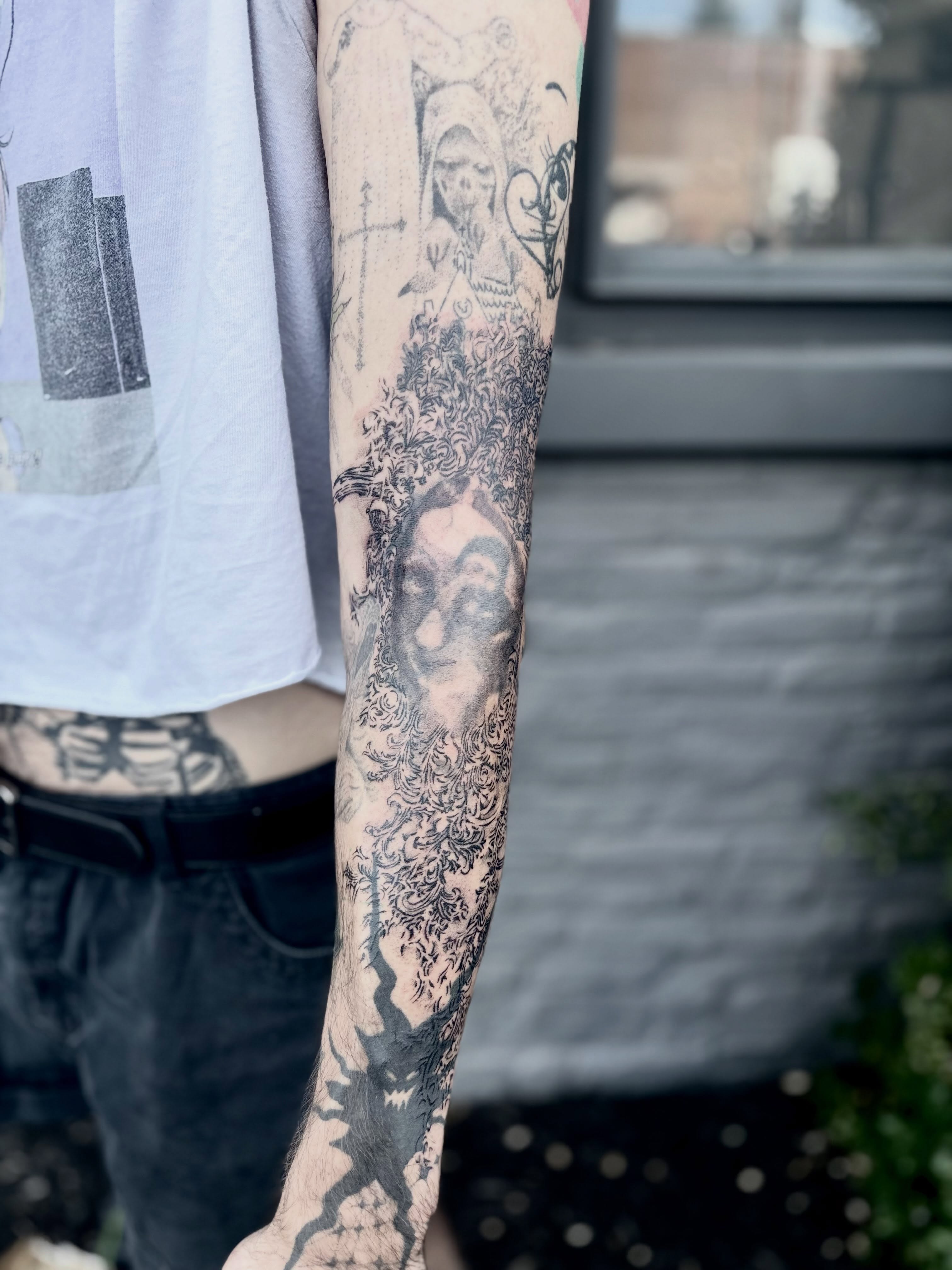Tattoo by @cold.feet.ttt β black_and_grey, realism
