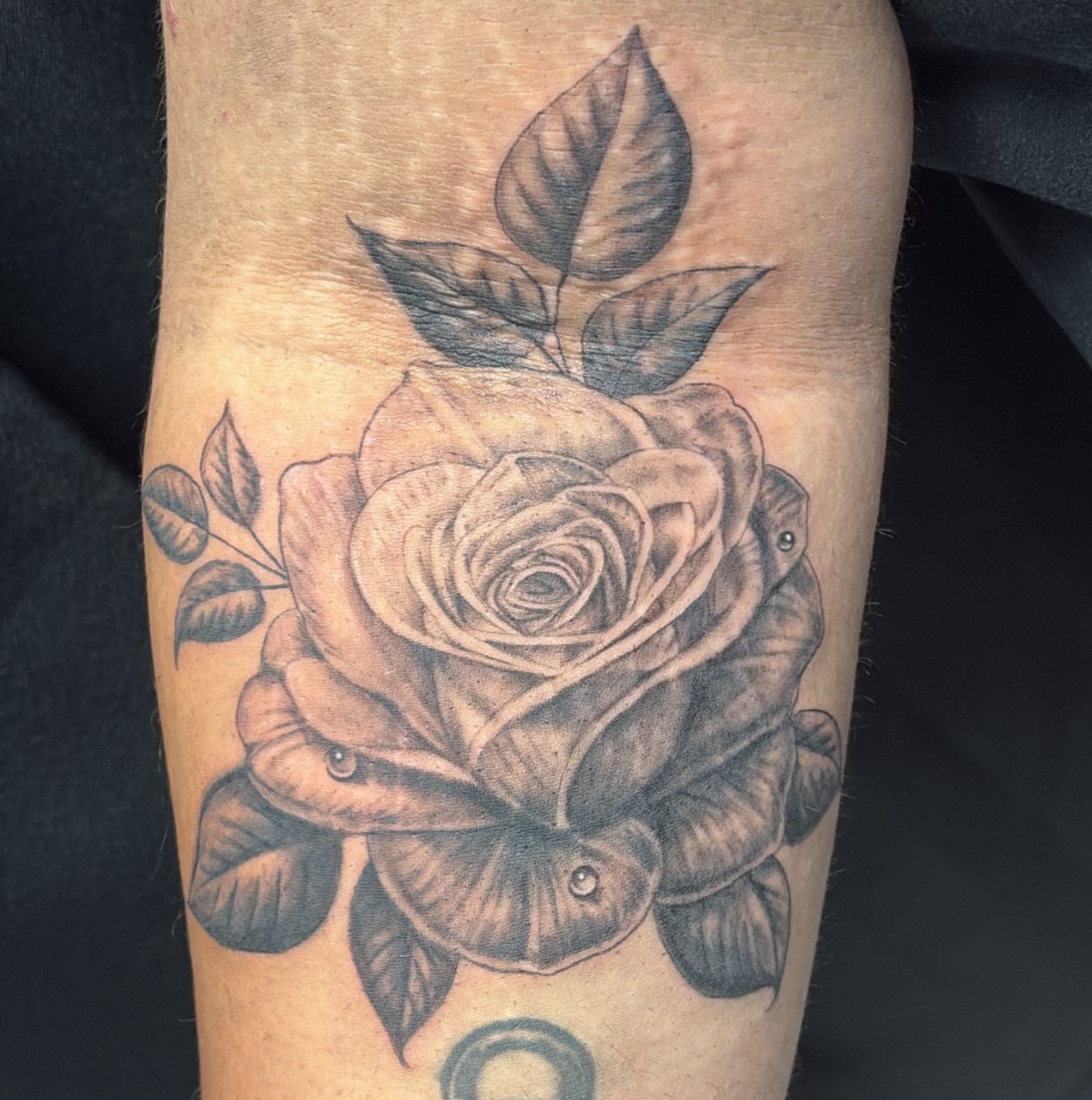 Tattoo by @khriss0301 — black_and_grey