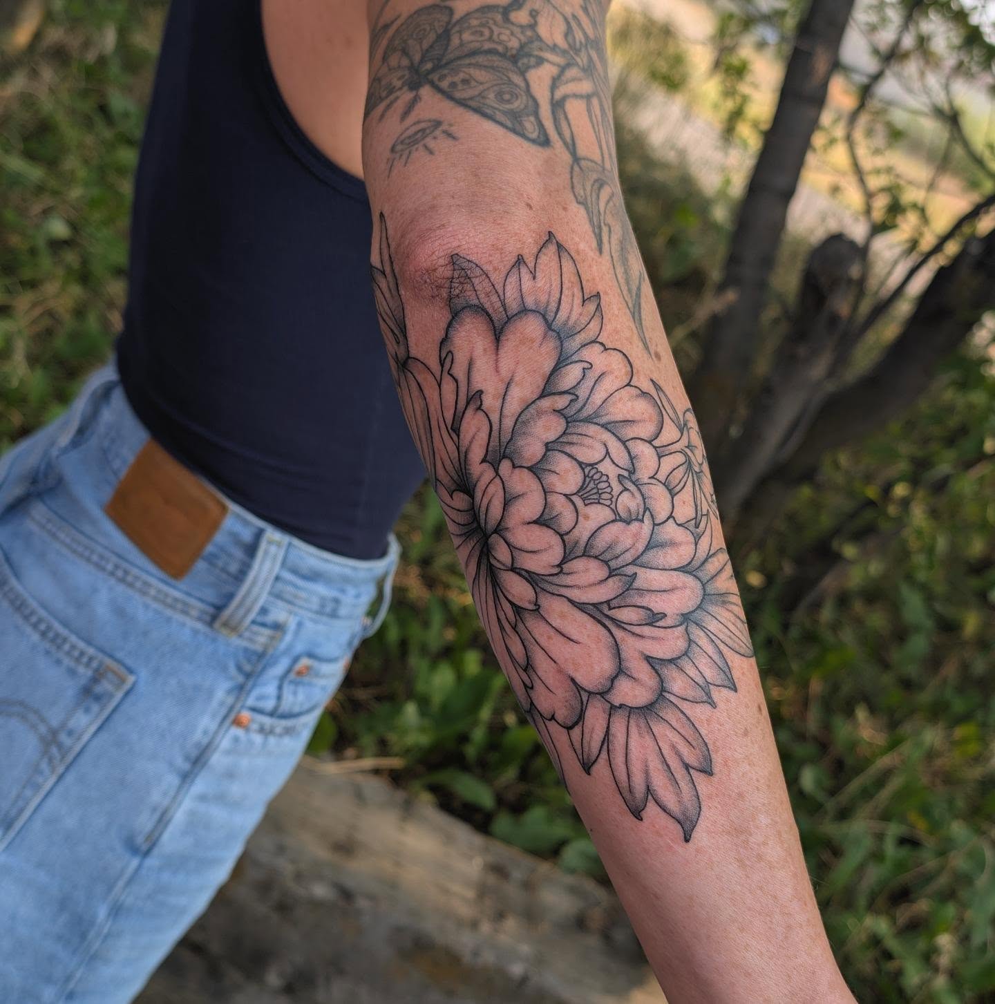 Tattoo by @uprootedtattooing β black_and_grey