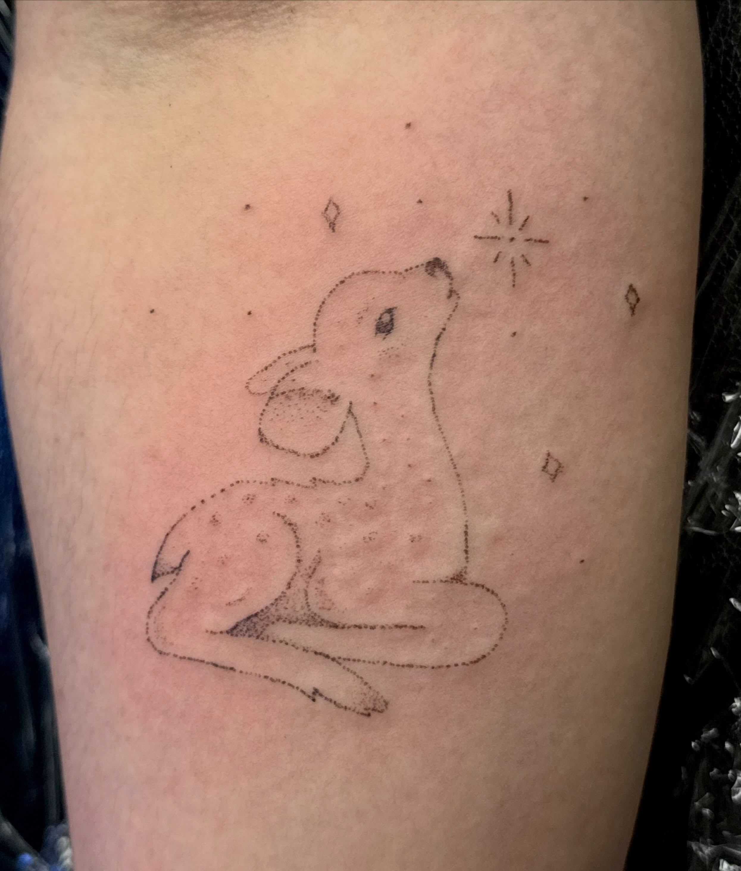 Tattoo by @babybeartattoos β dotwork