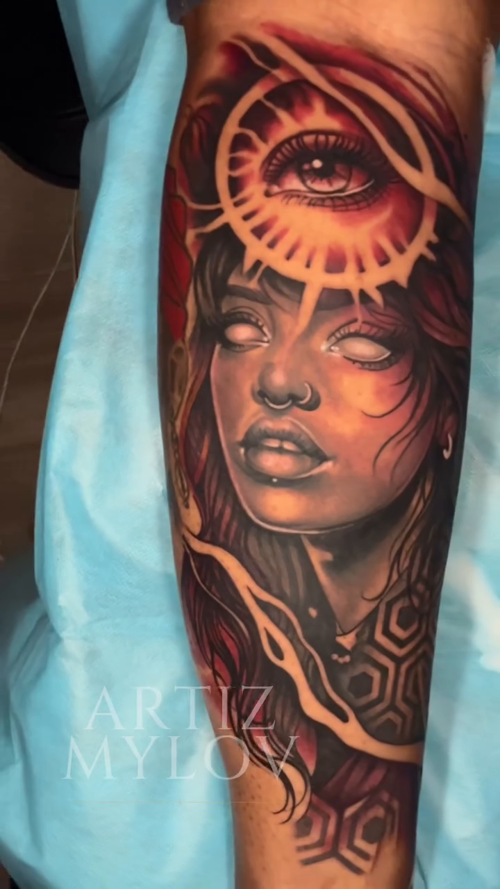 Tattoo by @artizmylov — realism, dark_realism