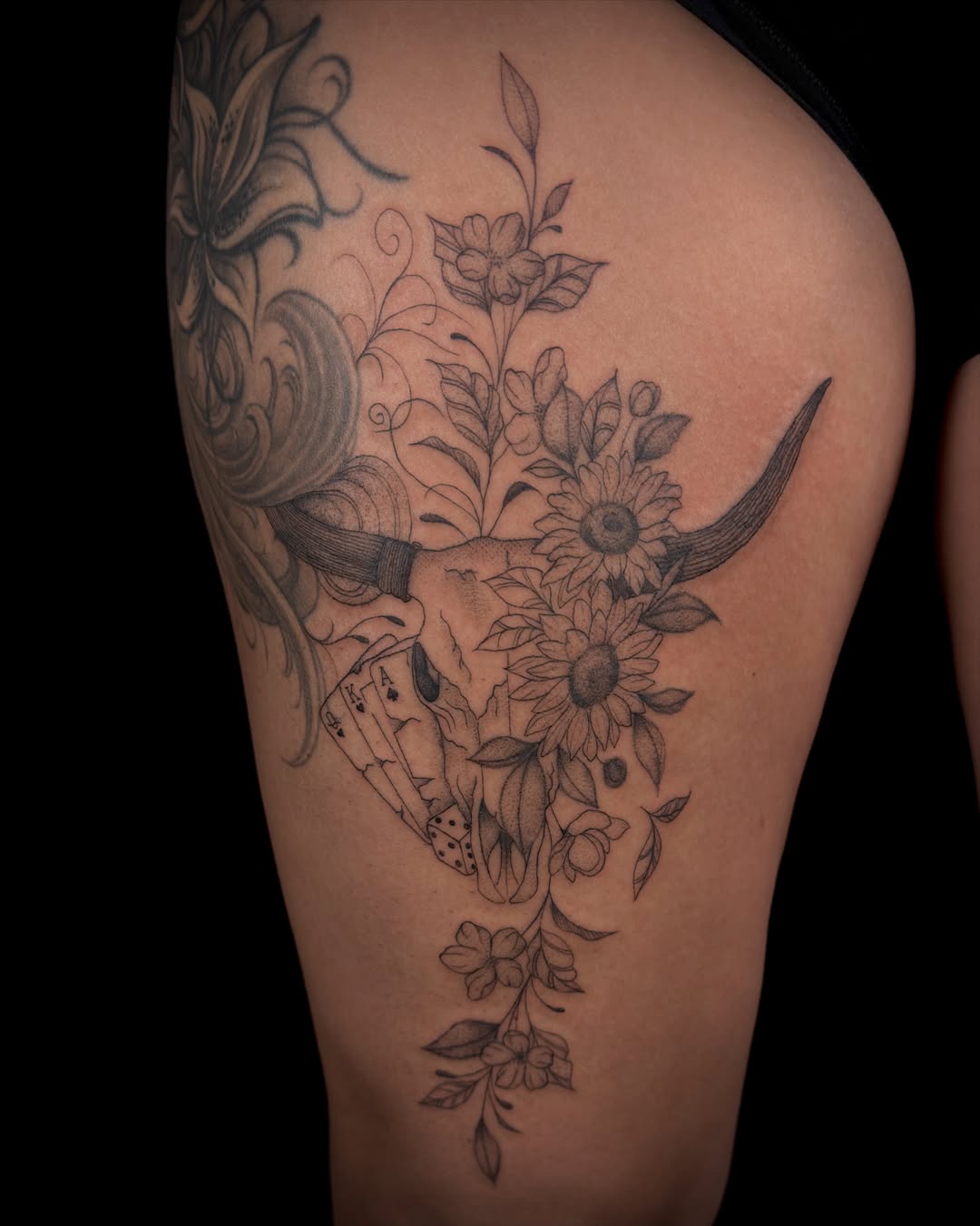 Bull skull with flowers realism tattoo on the thigh by ollie b ⋆⟡⋆, Dayton, Ohio