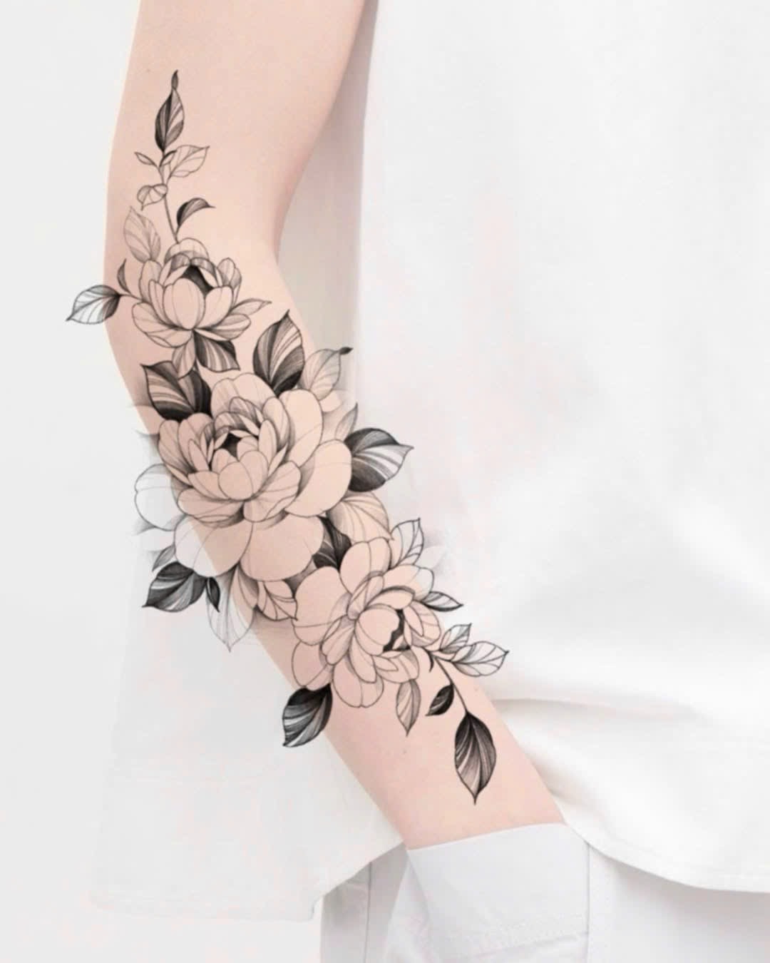 Tattoo by @thea_inklab — black_and_grey