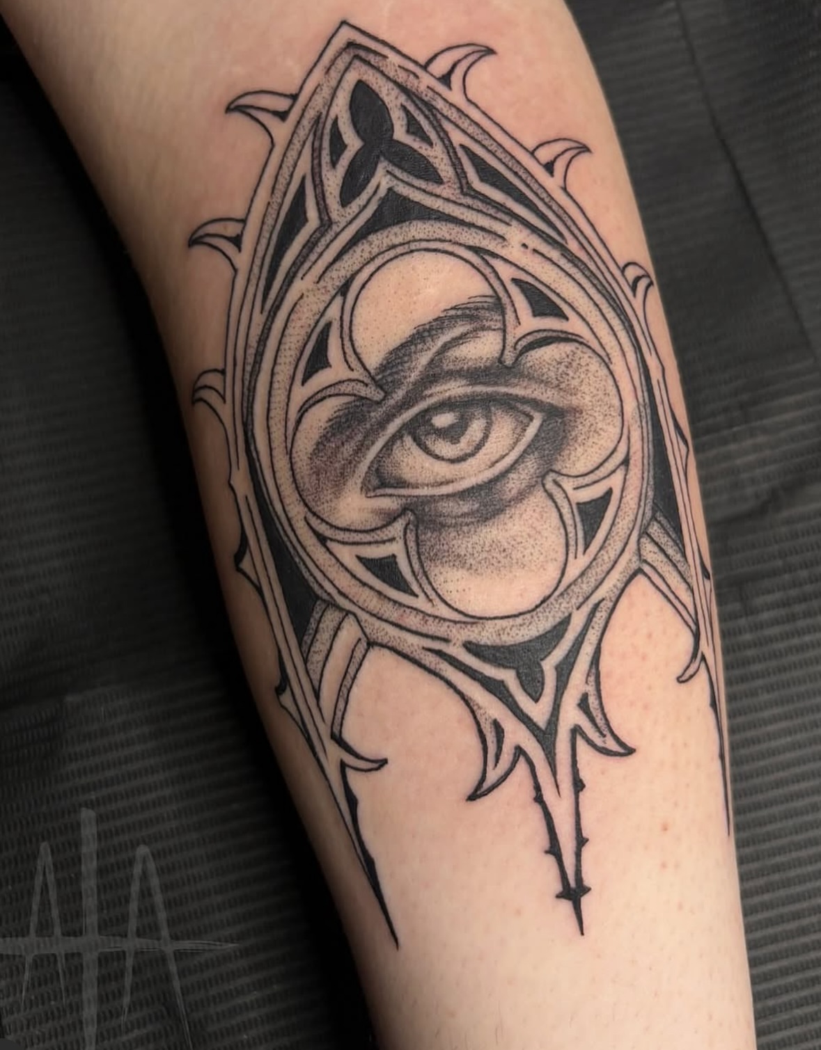 Tattoo by @aaronaddamstattoo — dotwork, geometric