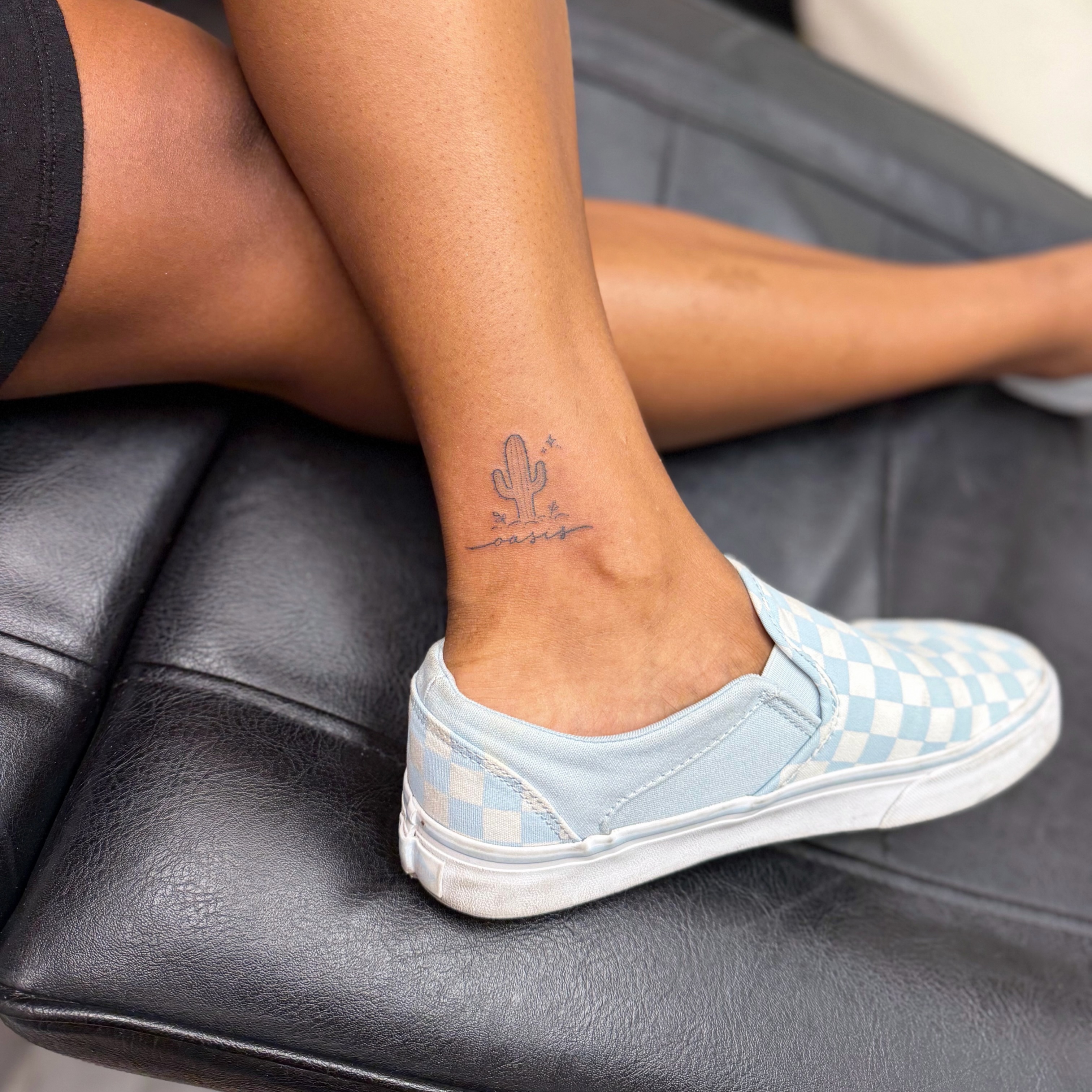 Tattoo by @flawlesssymmetry — dotwork