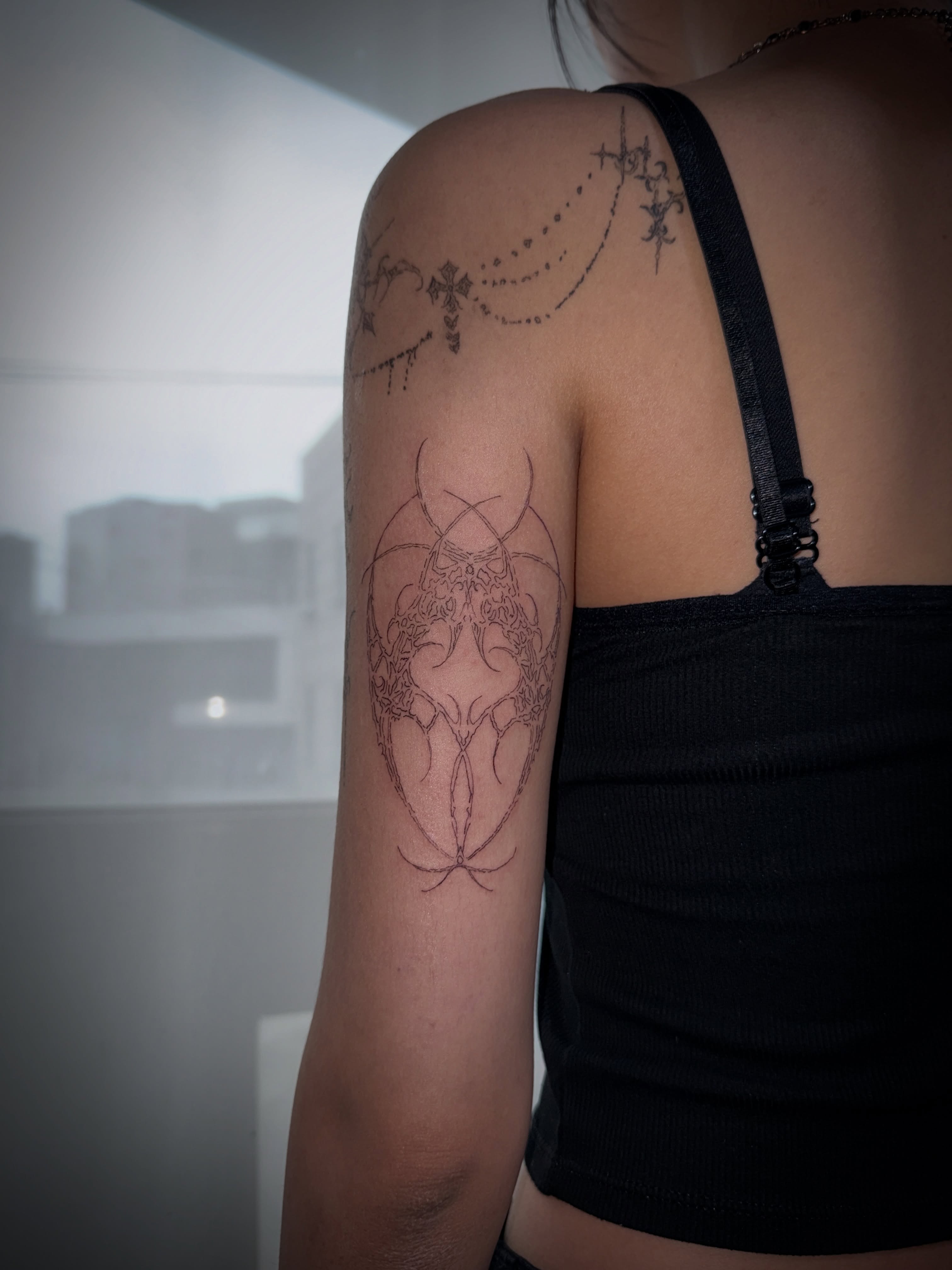 Tattoo by @broccoli__ink β geometric