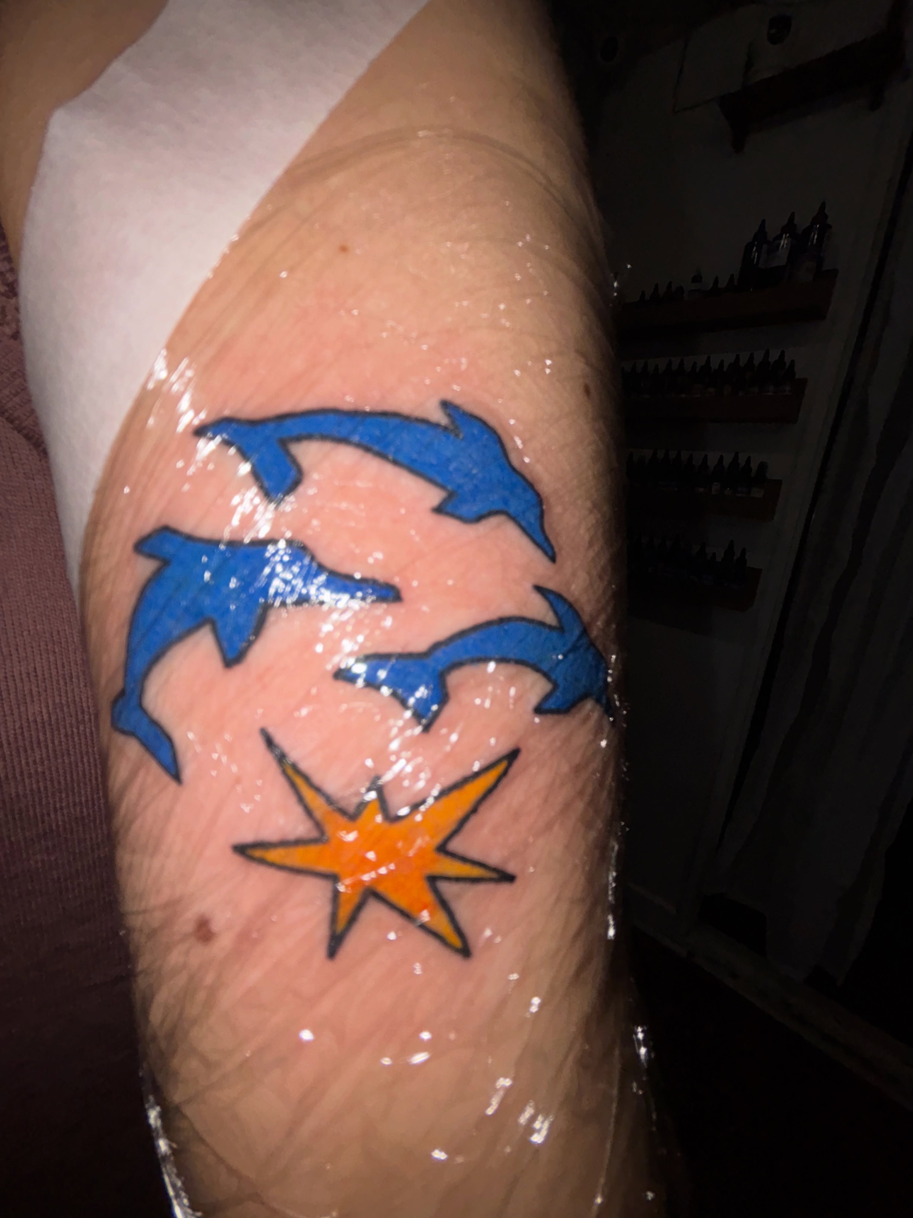 Tattoo by @zayoutattoo — new_school