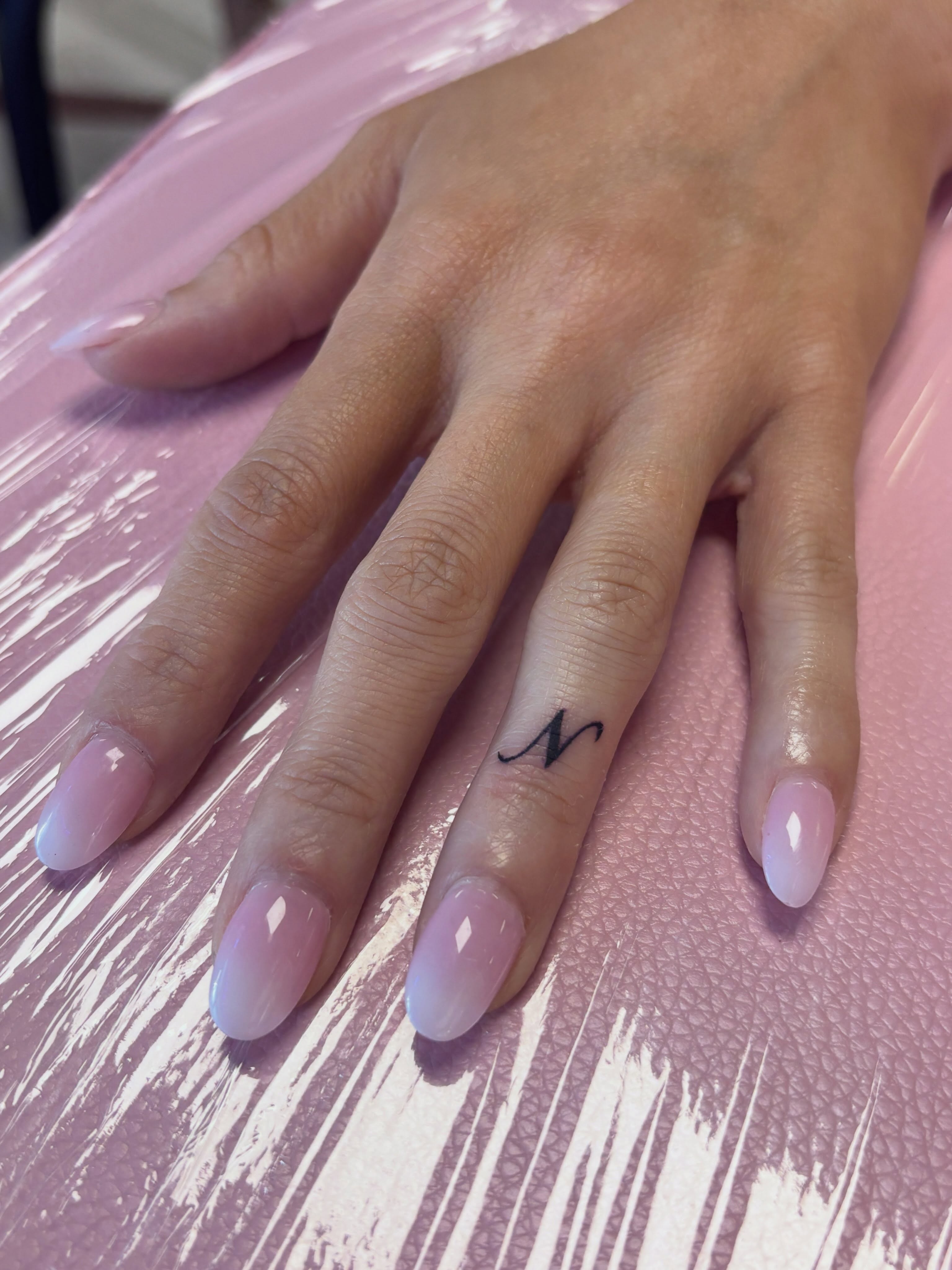 Letter 'N' lettering script tattoo on the hand by 🌸Mandy Blossoms🌸The Cosplaying Tattoo Artist🌸