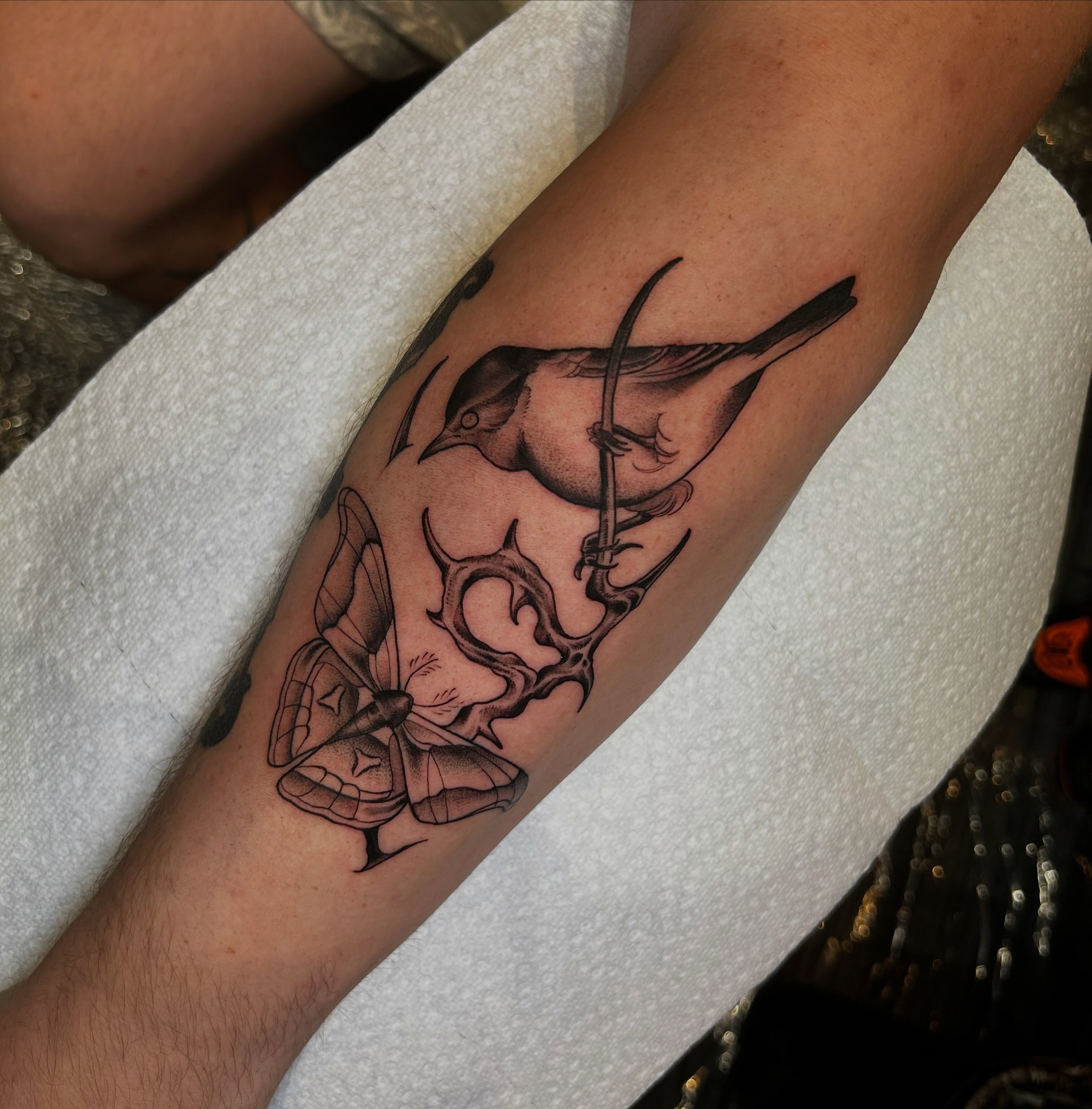 Tattoo by @obiecruztattoo โ black_and_grey, realism