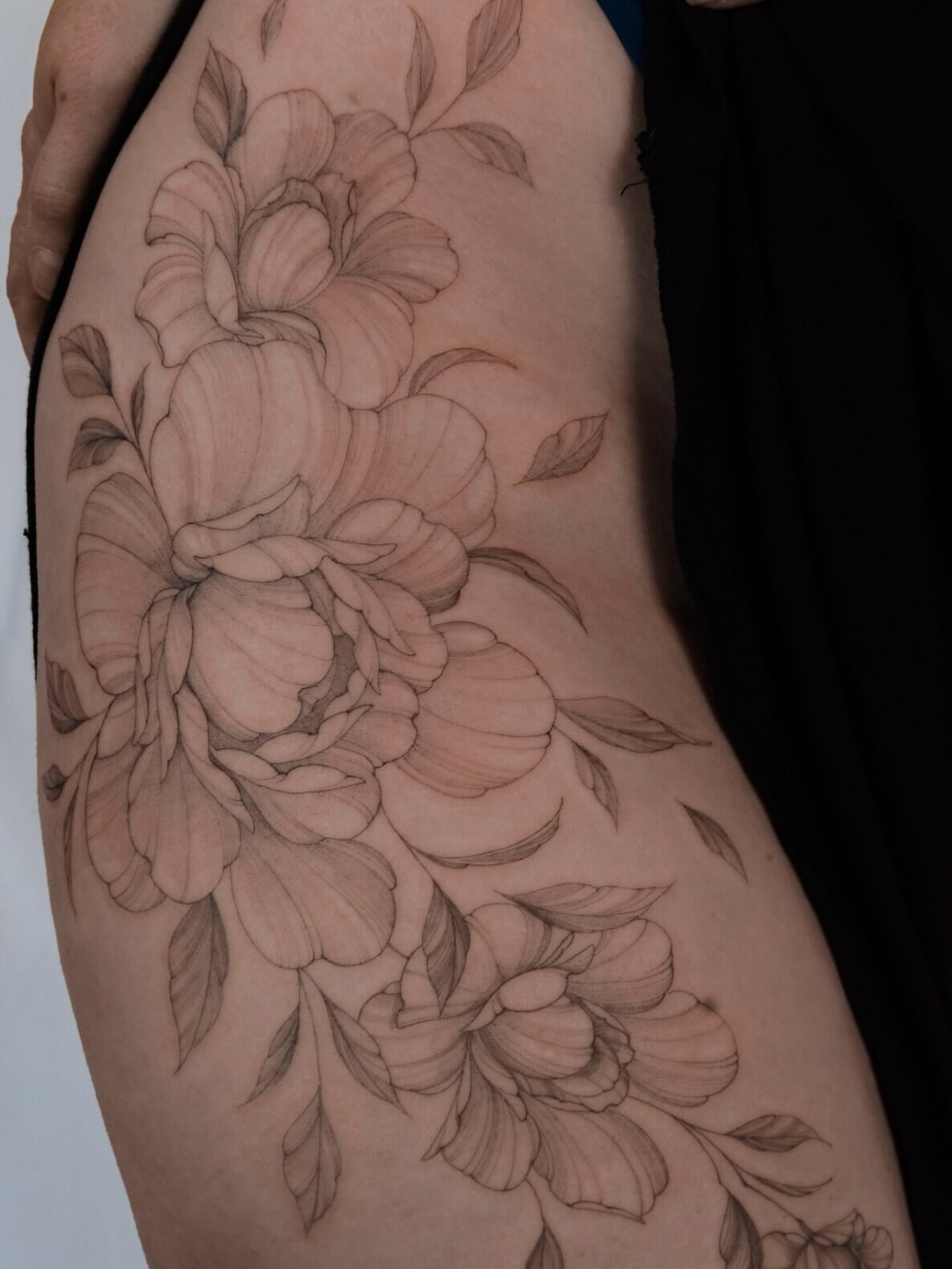Tattoo by @meutattoo — black_and_grey