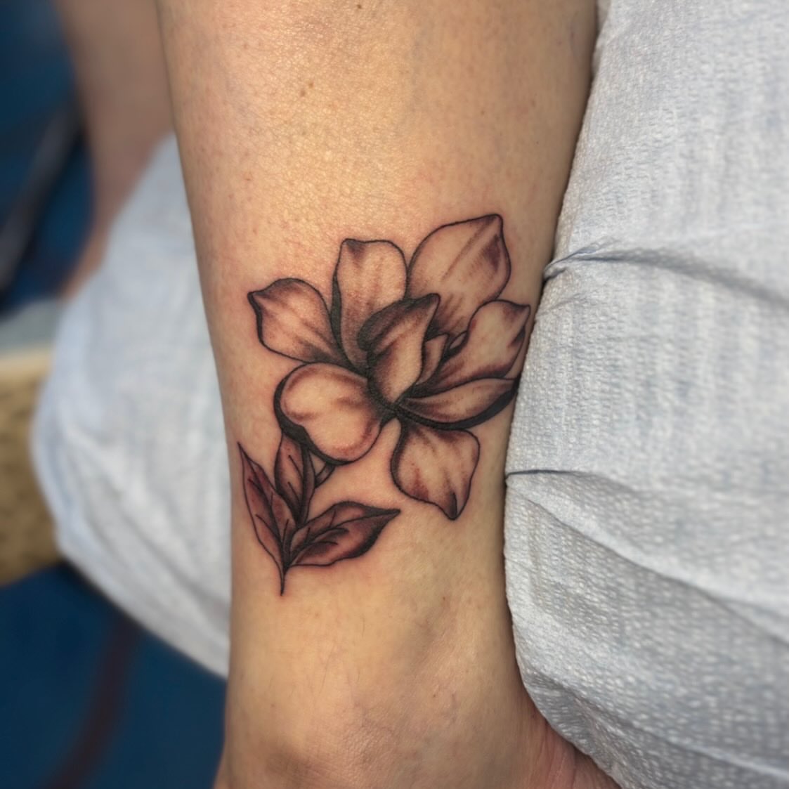 Tattoo by @camsykestattoos — black_and_grey