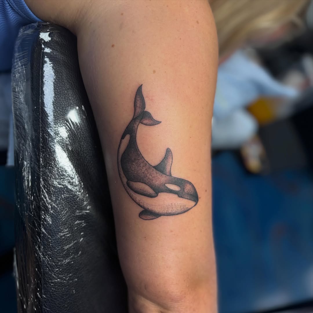 Tattoo by @camsykestattoos — dotwork
