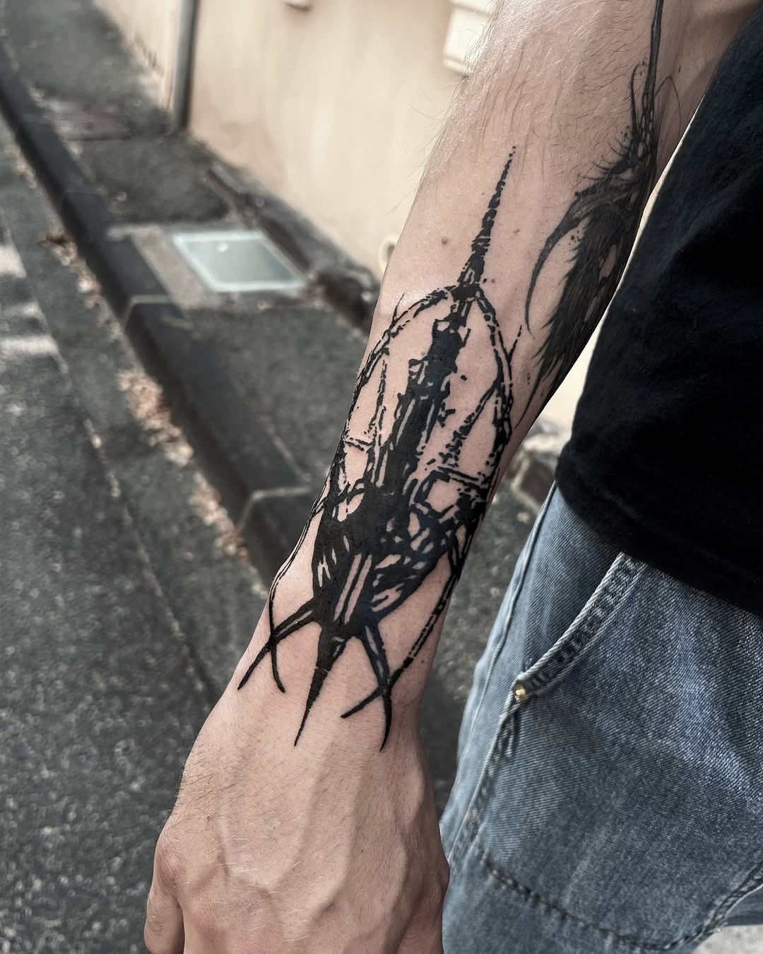 Tattoo by @axelj_ttt — black_and_grey