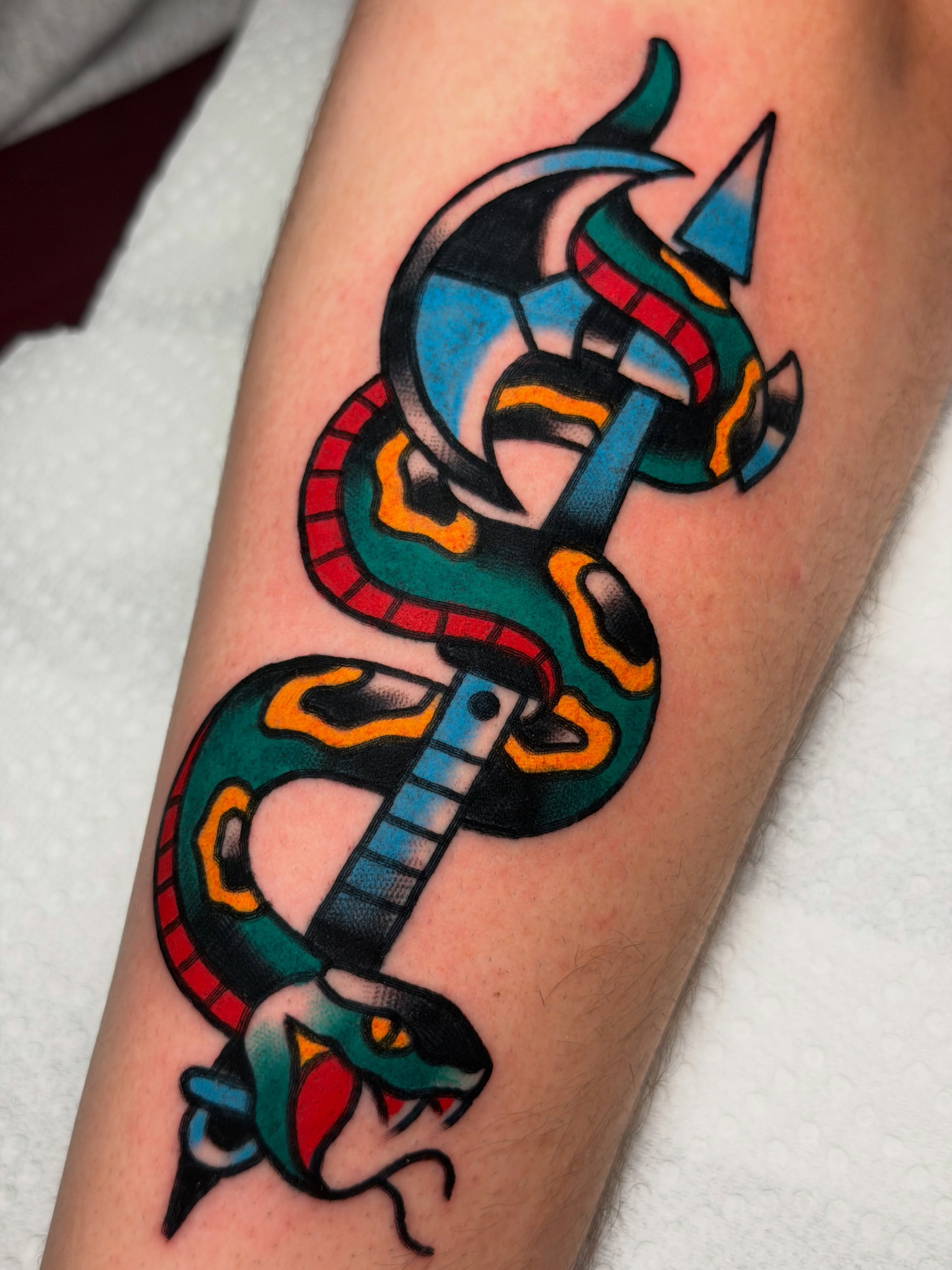 Tattoo by @behindboldlines โ american_traditional