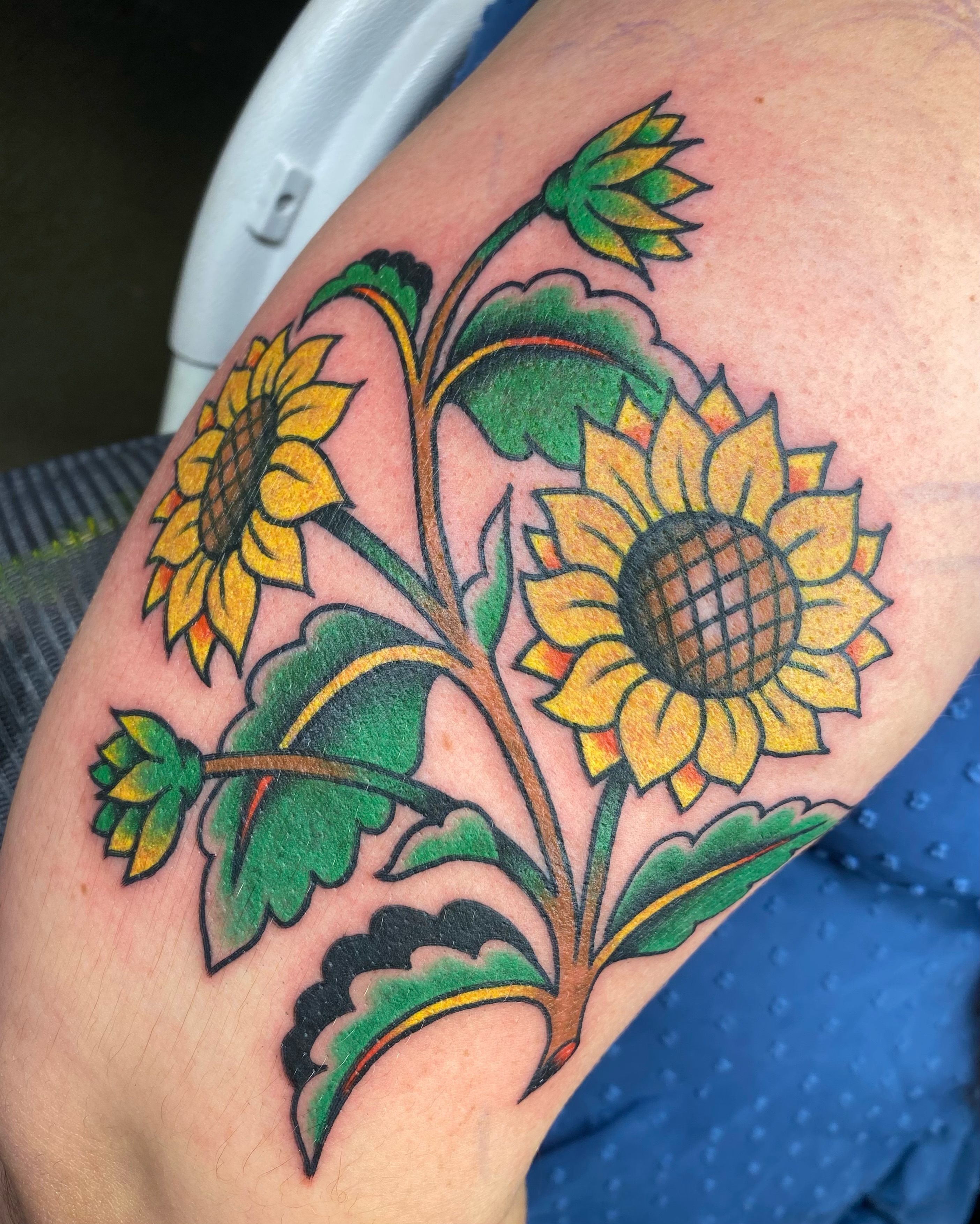 Tattoo by @sarahstabbies — american_traditional