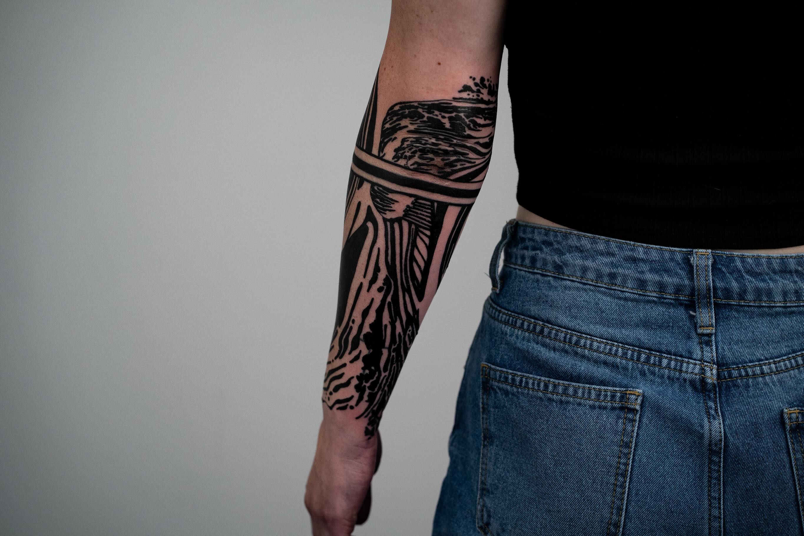 Tattoo by @josalinegreen — black_and_grey