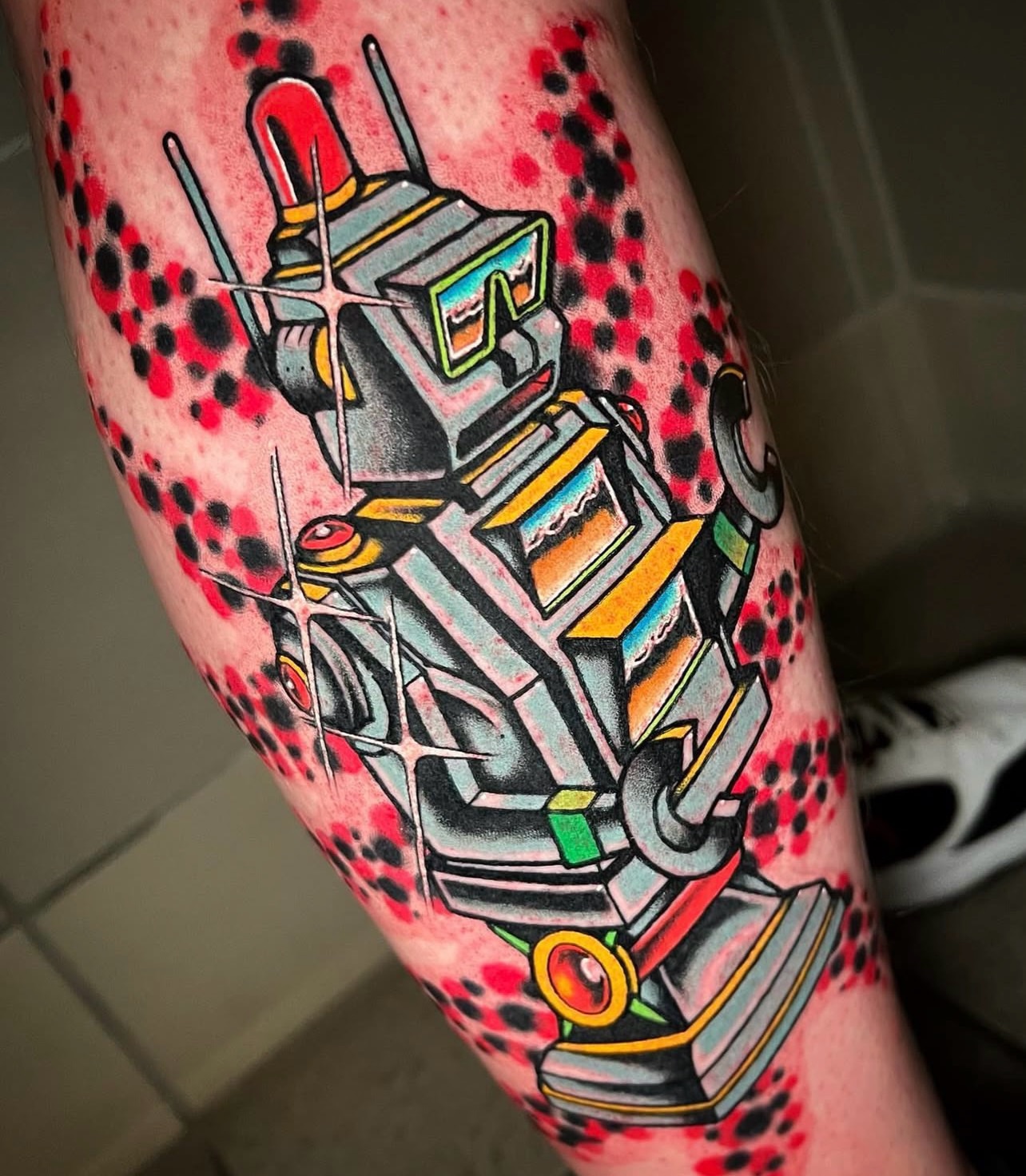 Tattoo by @jadecnapier — geometric