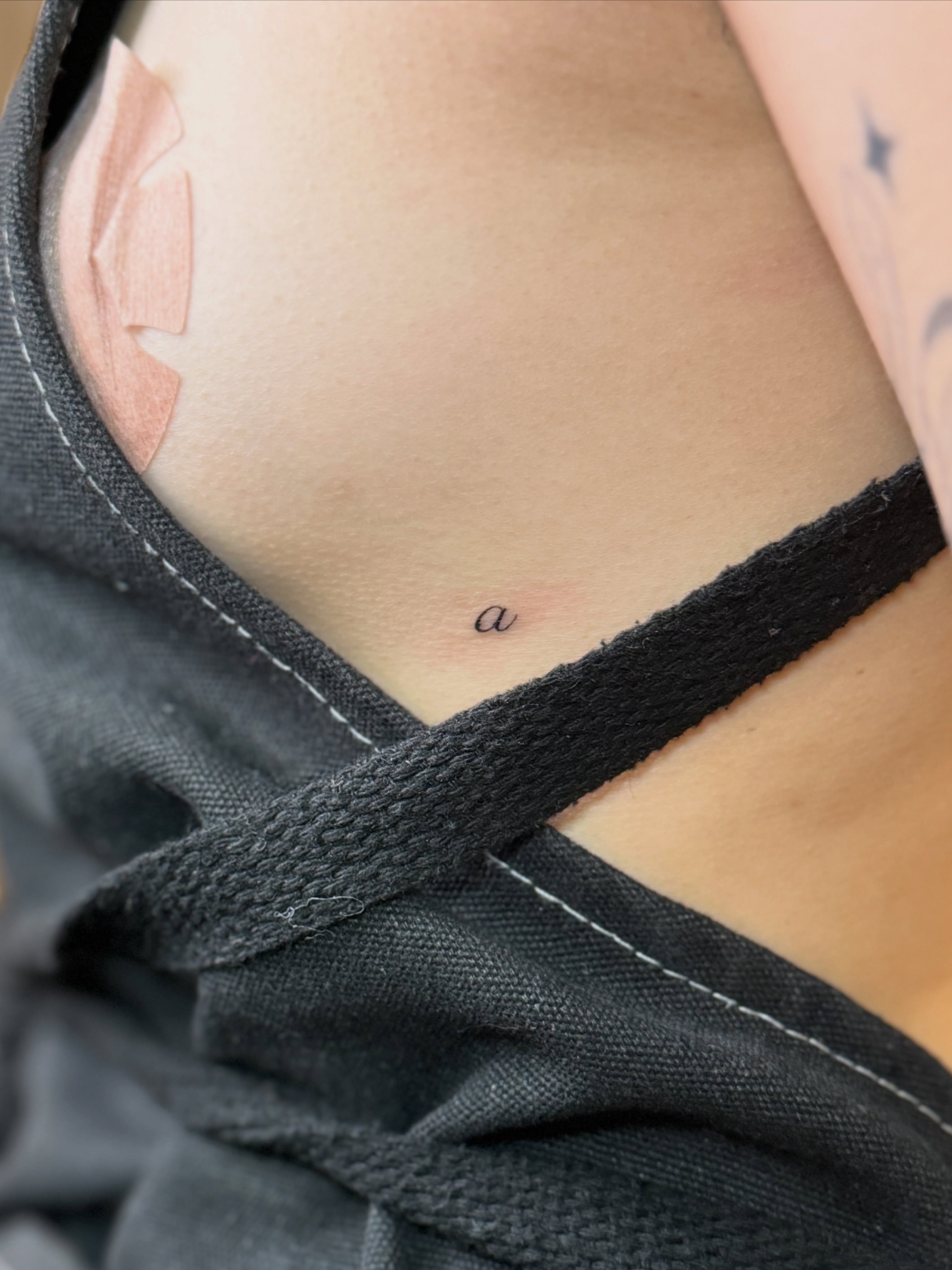 Tattoo by @maru_ttttt — minimalist