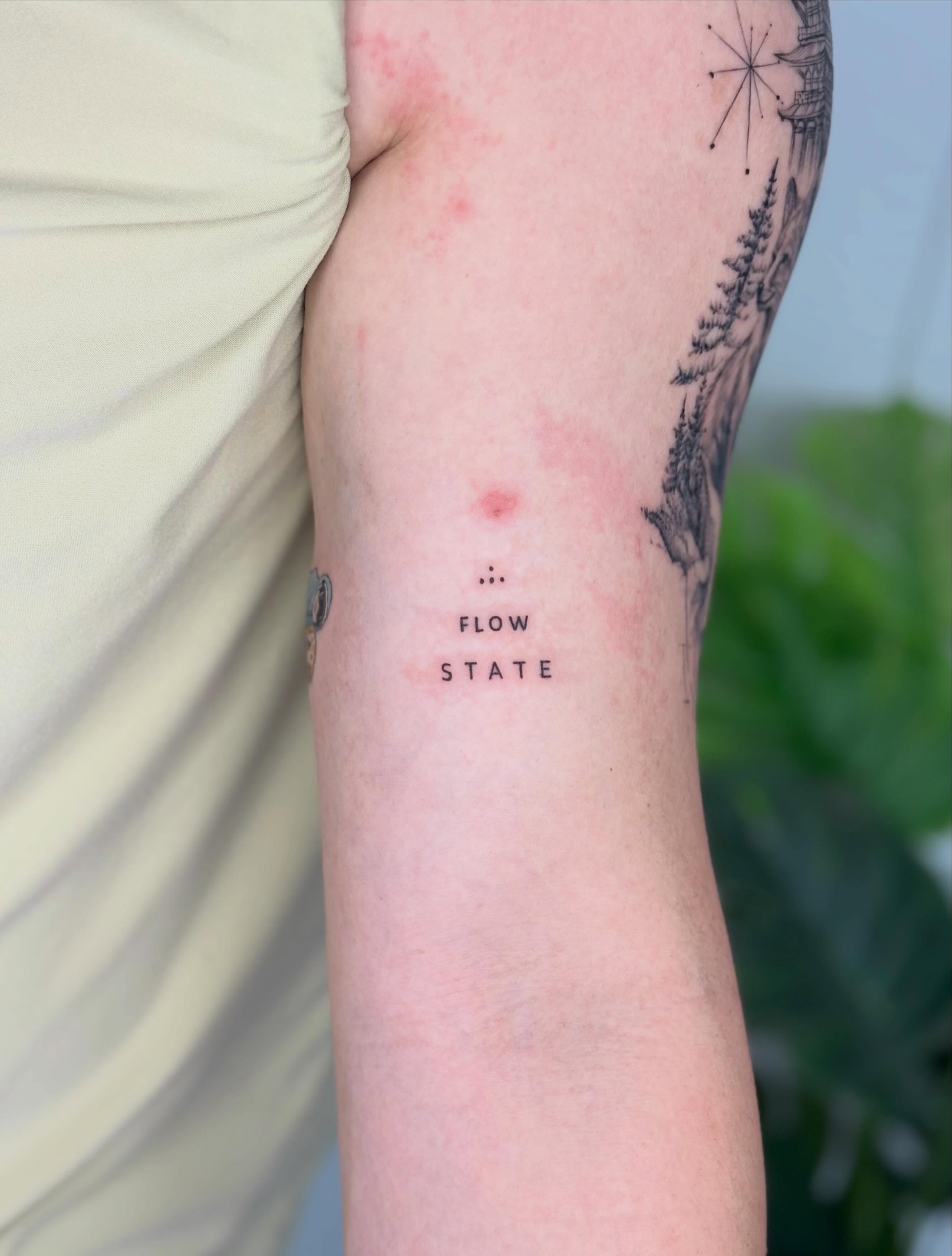 Tattoo by @tats_nina — minimalist