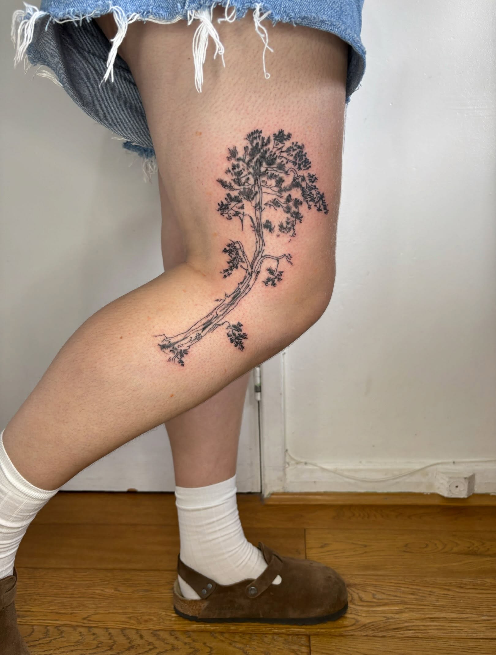 Tattoo by @lamhamilton β black_and_grey