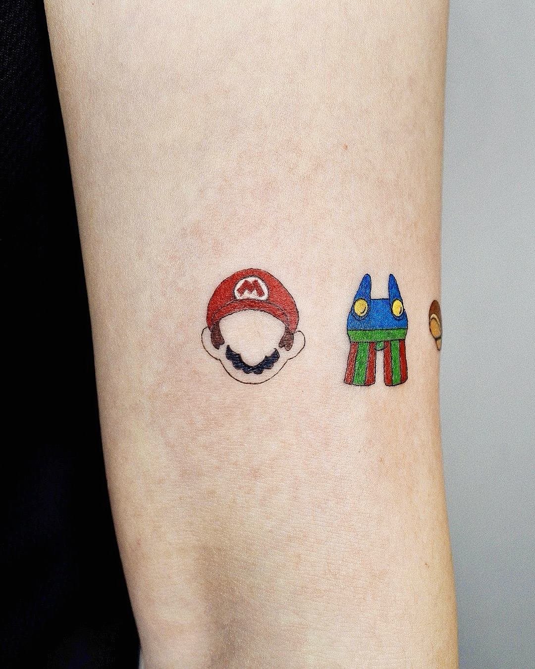 Tattoo by @broccoli_tattooer — dotwork
