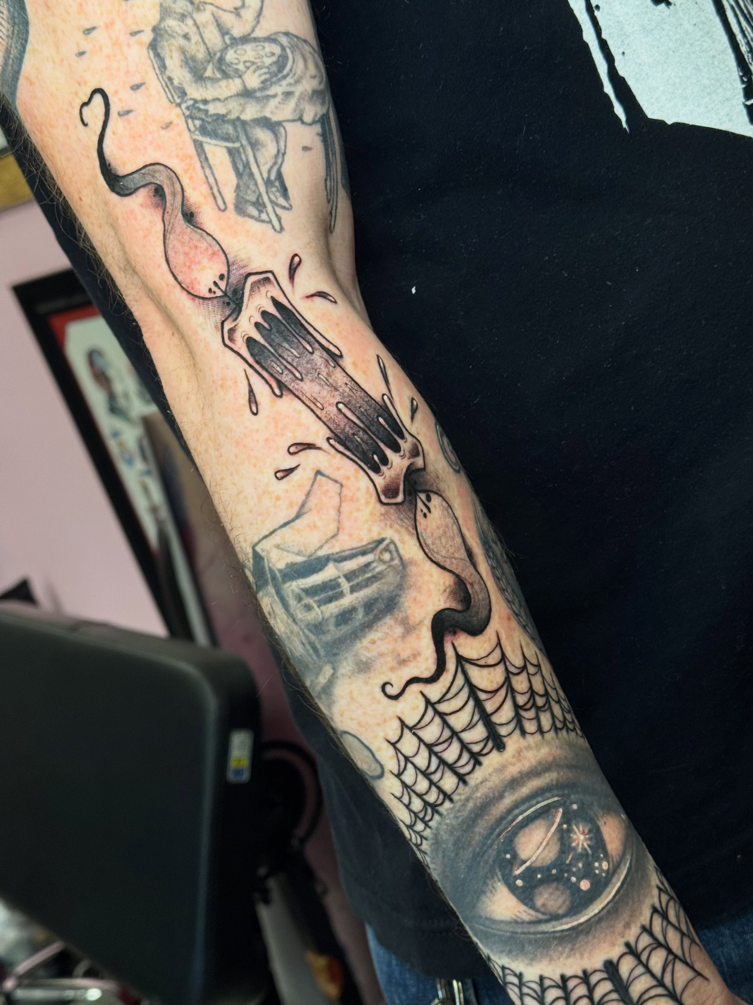 Tattoo by @themactatty — black_and_grey
