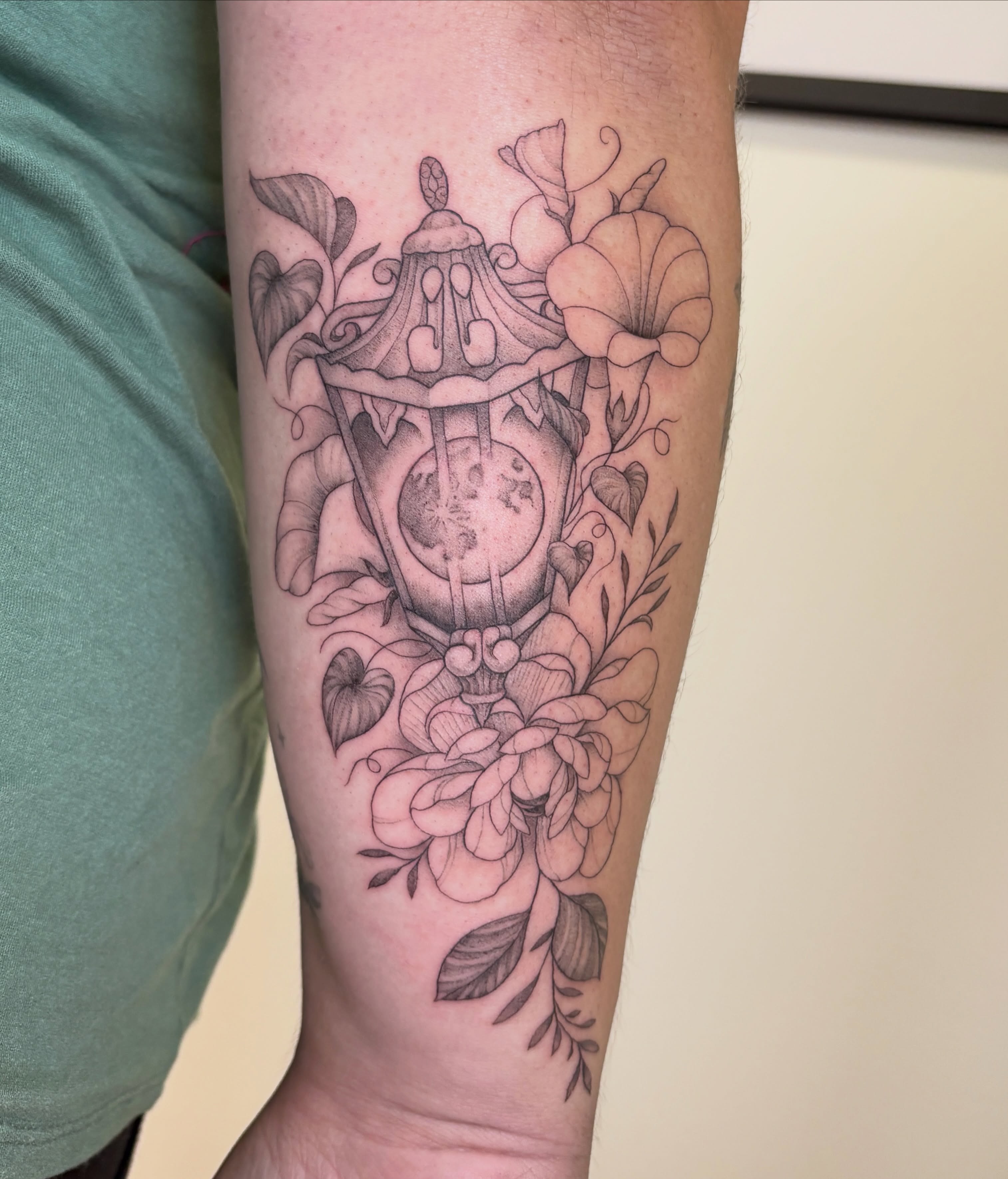 Tattoo by @amp.tattoos — black_and_grey, ornamental