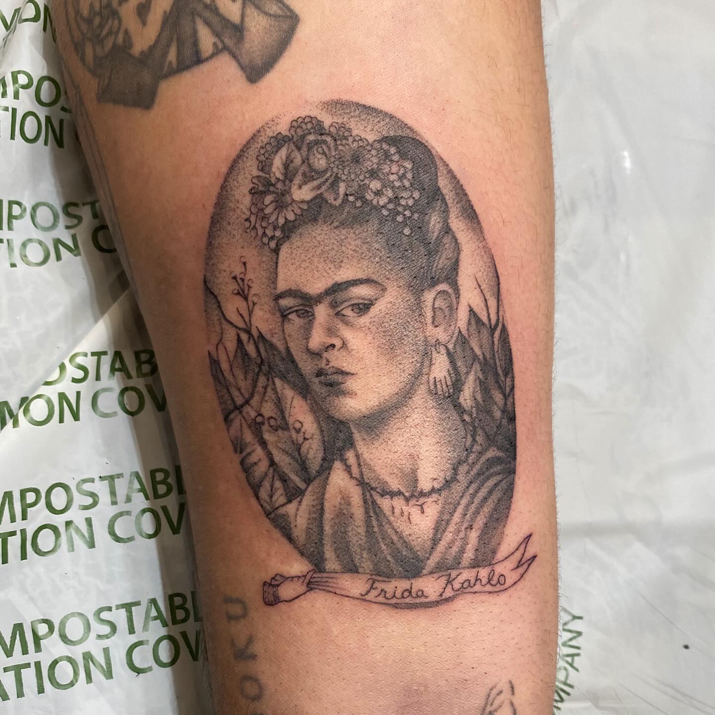 Frida Kahlo portrait realism tattoo on the forearm by π―π²ππΆπ±π¦π¦π€π’π― π₯ πͺπ¦π π₯π¦π€ππ« π±ππ±π±π¬π¬ ππ―π±π¦π°π± πββ¬