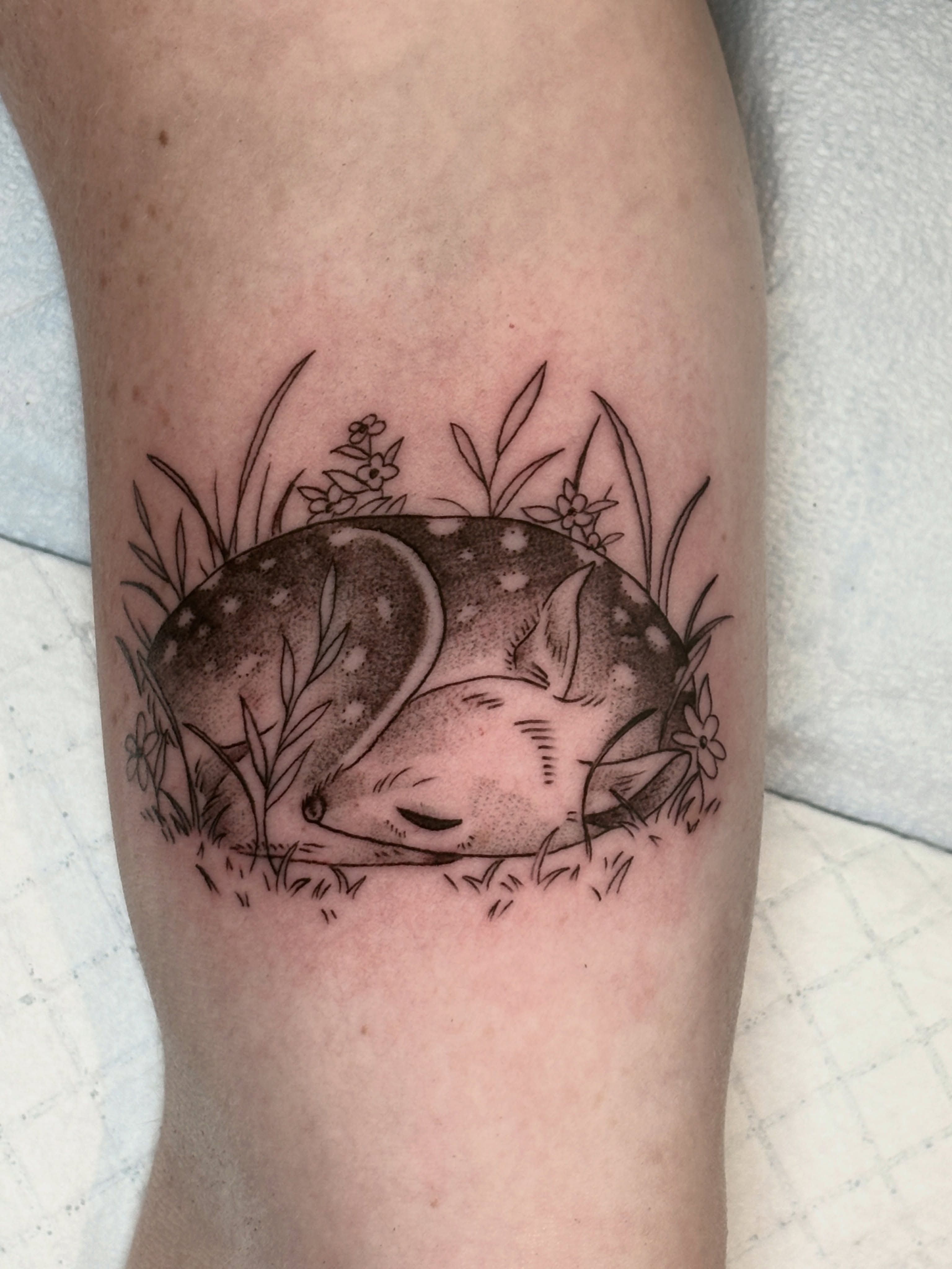 Tattoo by @draventoewstattoo — dotwork, realism
