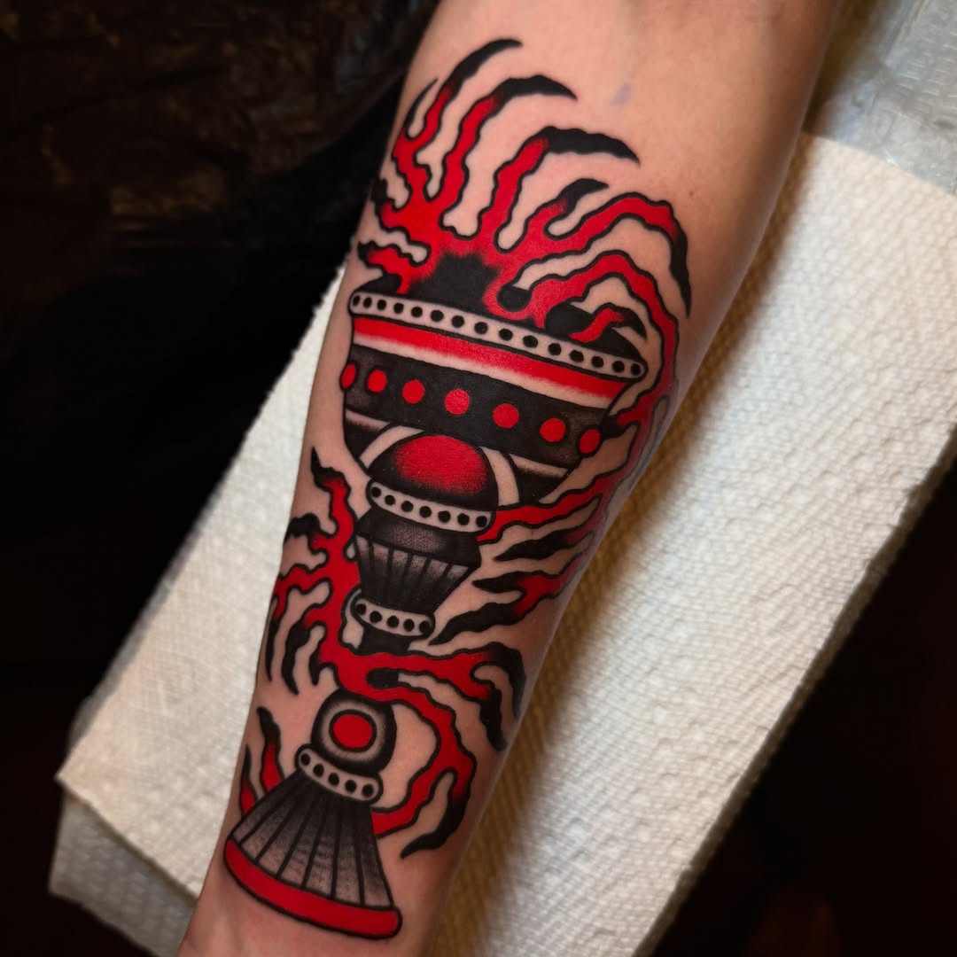 Balloon American traditional tattoo on the forearm by Julia Louise