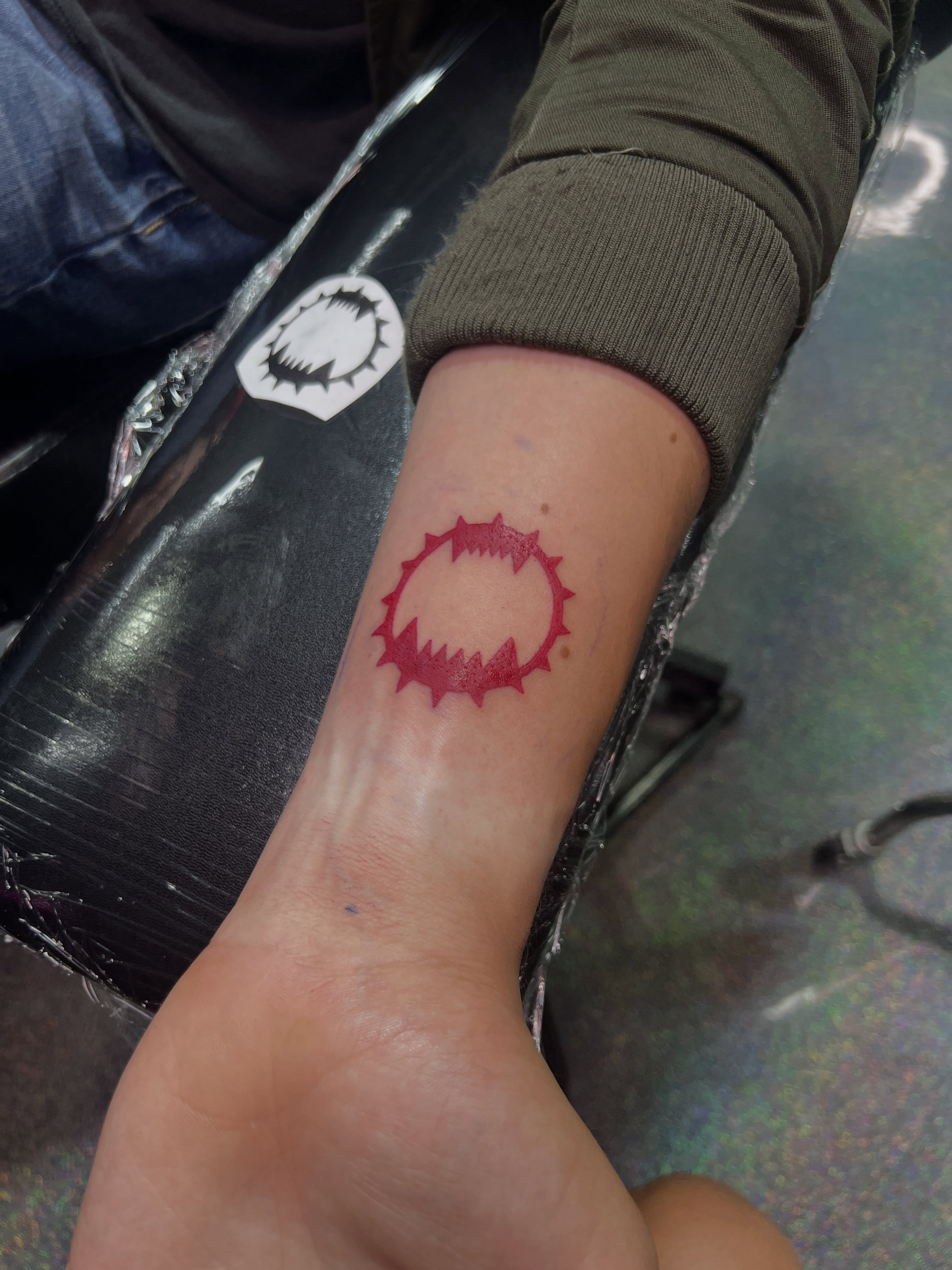 Tattoo by @lucky.u.tattoo โ geometric