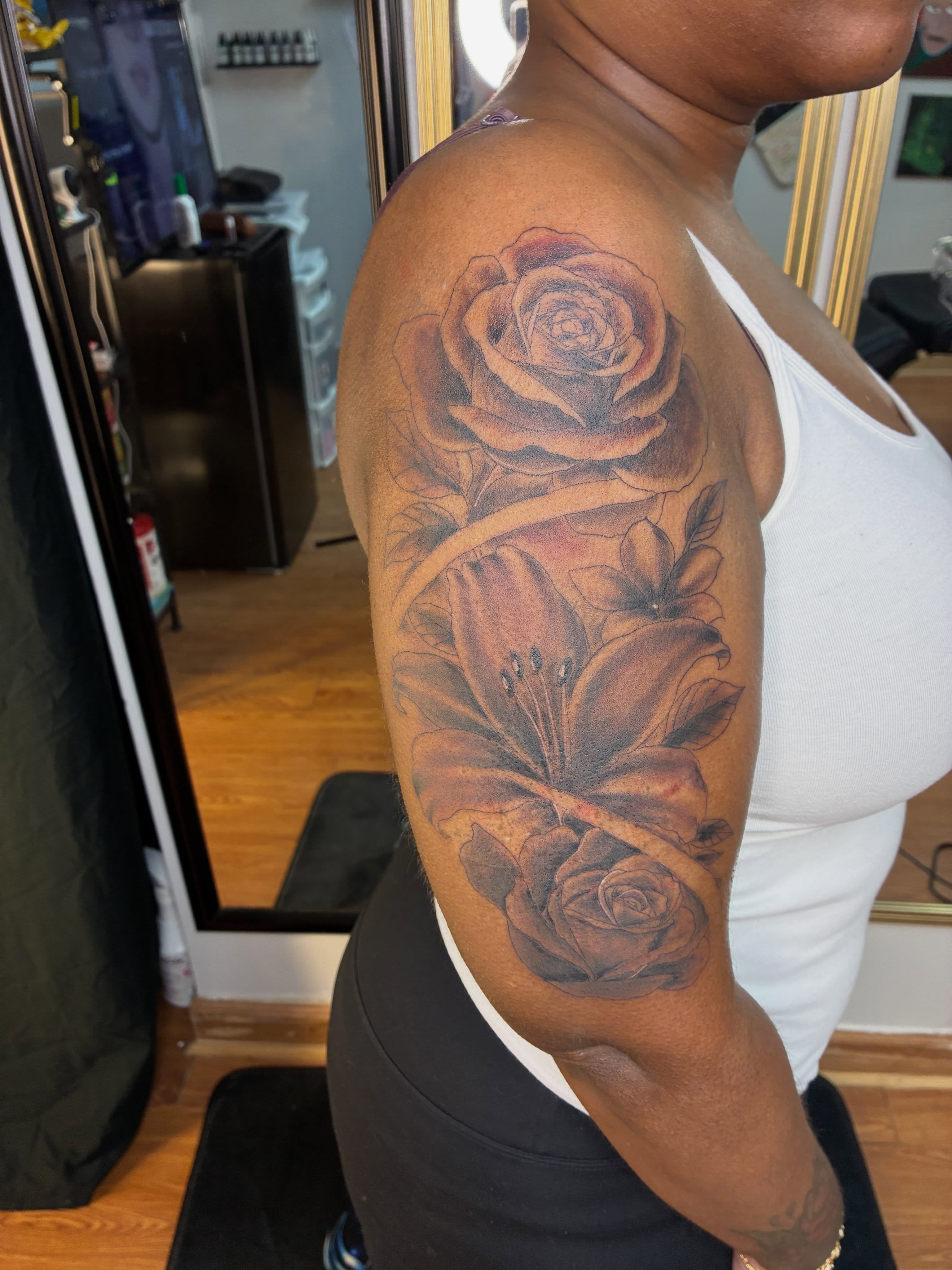 Tattoo by @bizzarreink — black_and_grey, realism