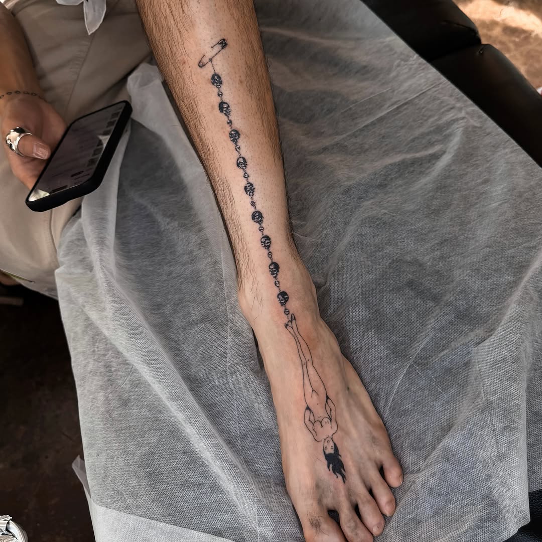 Hanging figure dotwork tattoo on the foot by Javier  Darder 𓃭𓀠✬✹☄︎❁☠︎³³