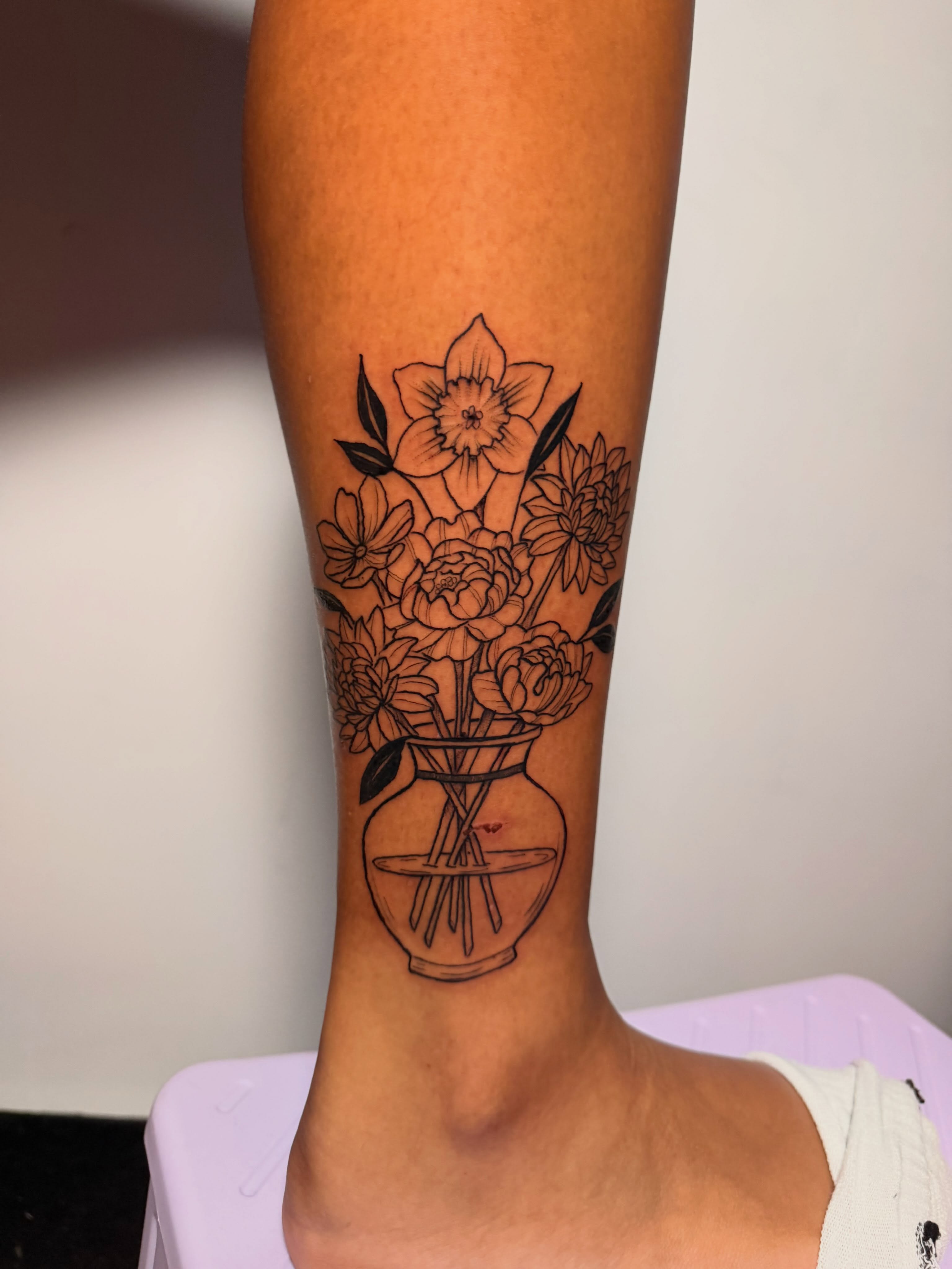 Tattoo by @gabby13tattoos — black_and_grey