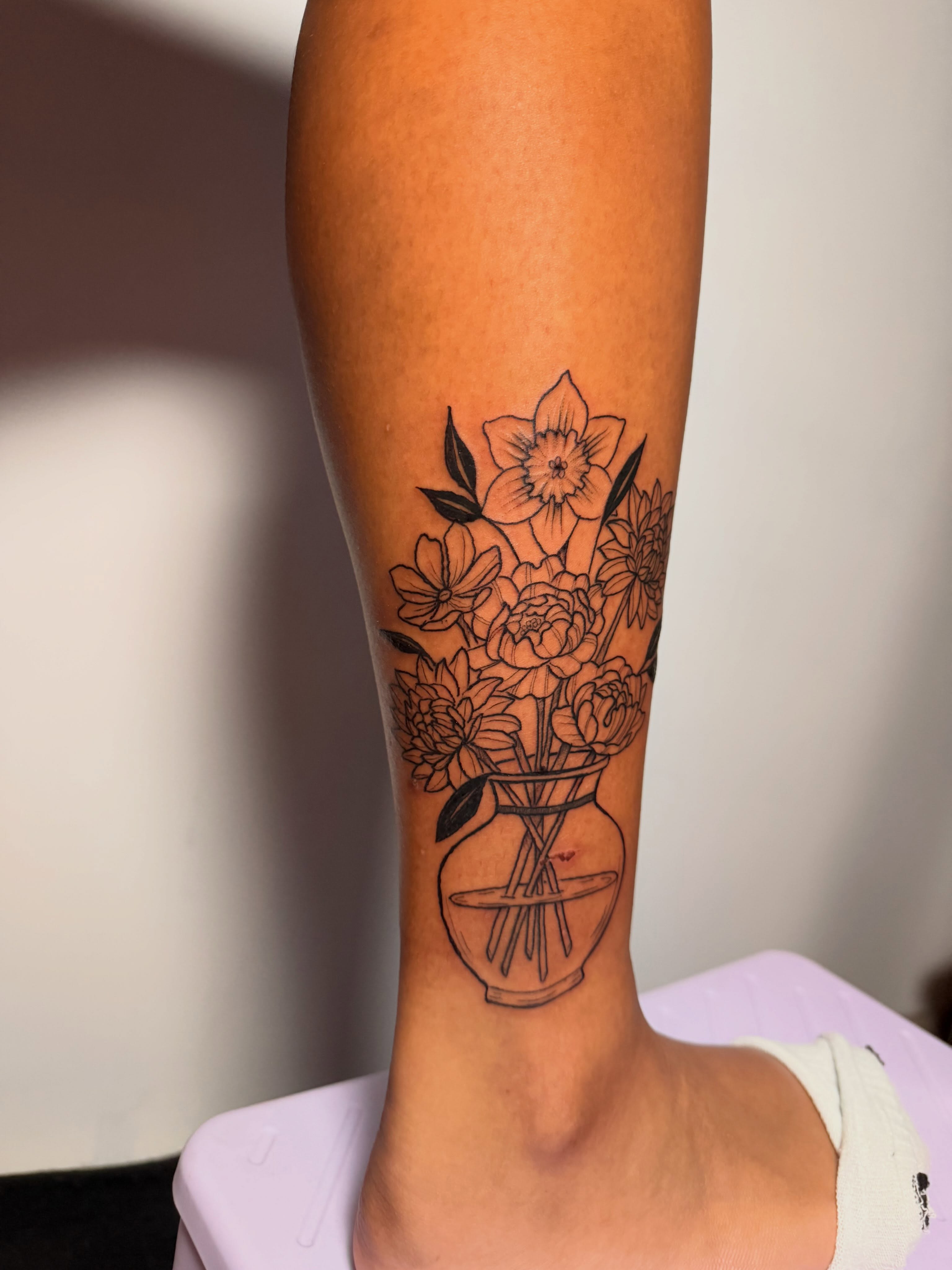 Tattoo by @gabby13tattoos — black_and_grey