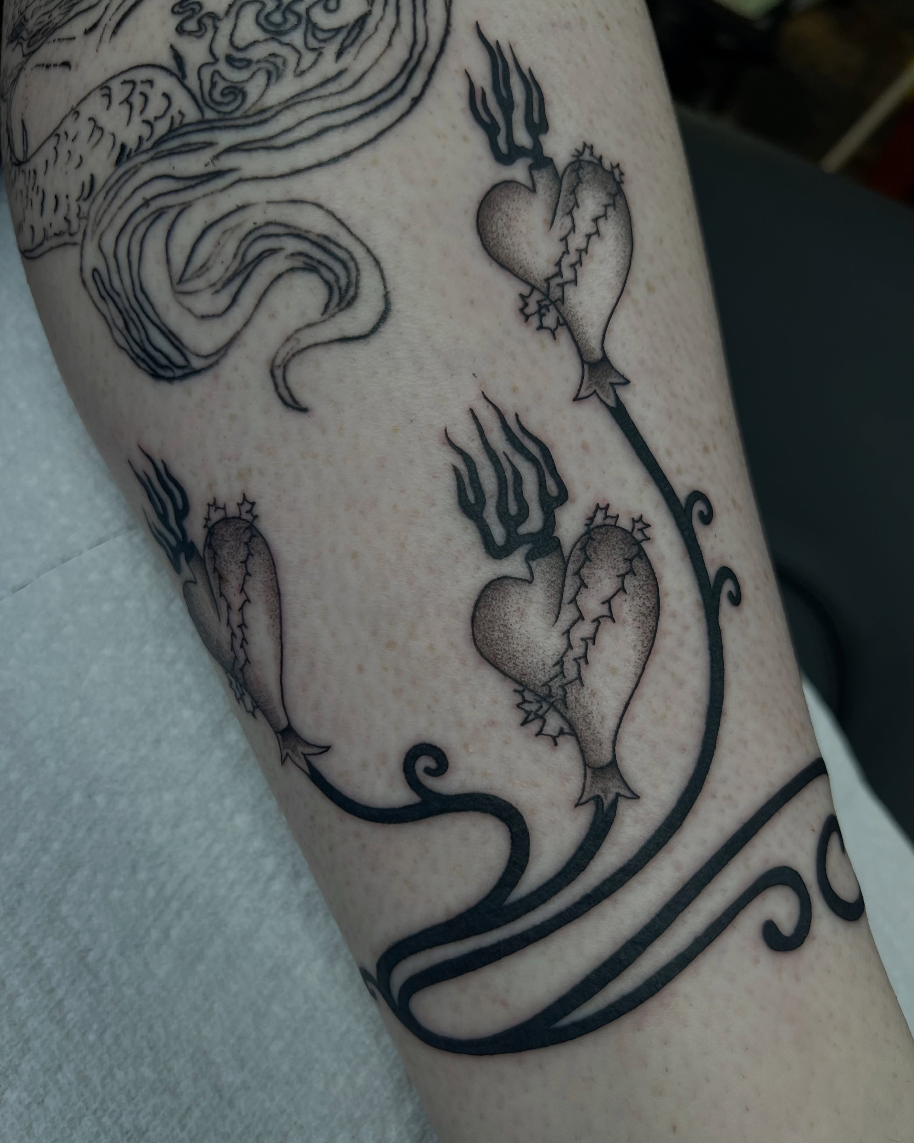 Tattoo by @onionrot — dotwork, black_and_grey