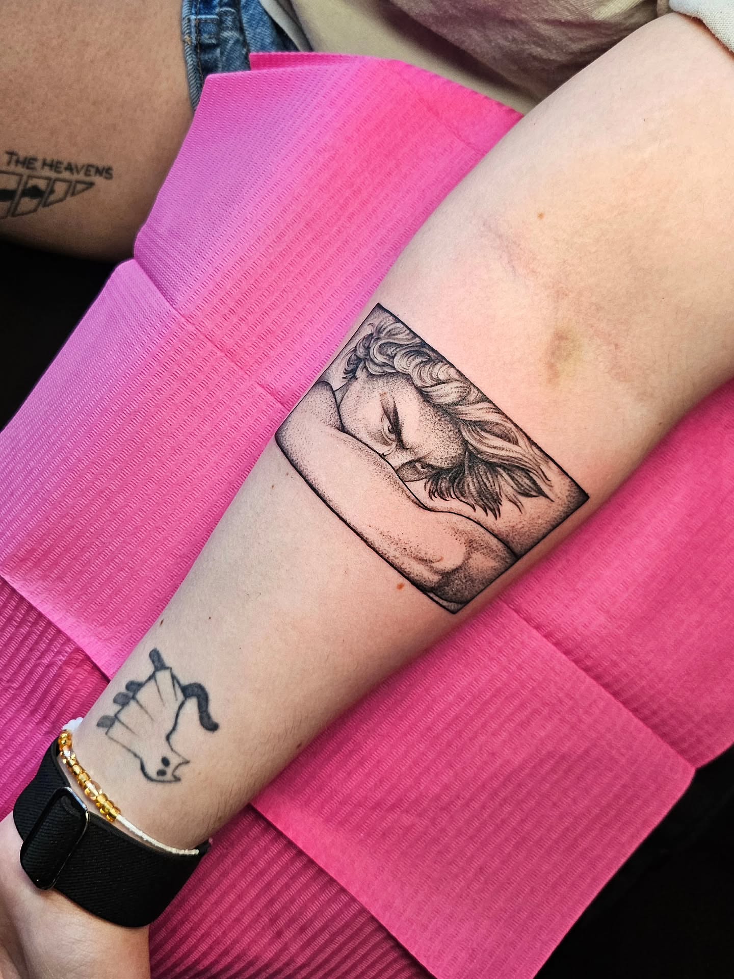 Tattoo by @prettiepluto — dotwork, realism