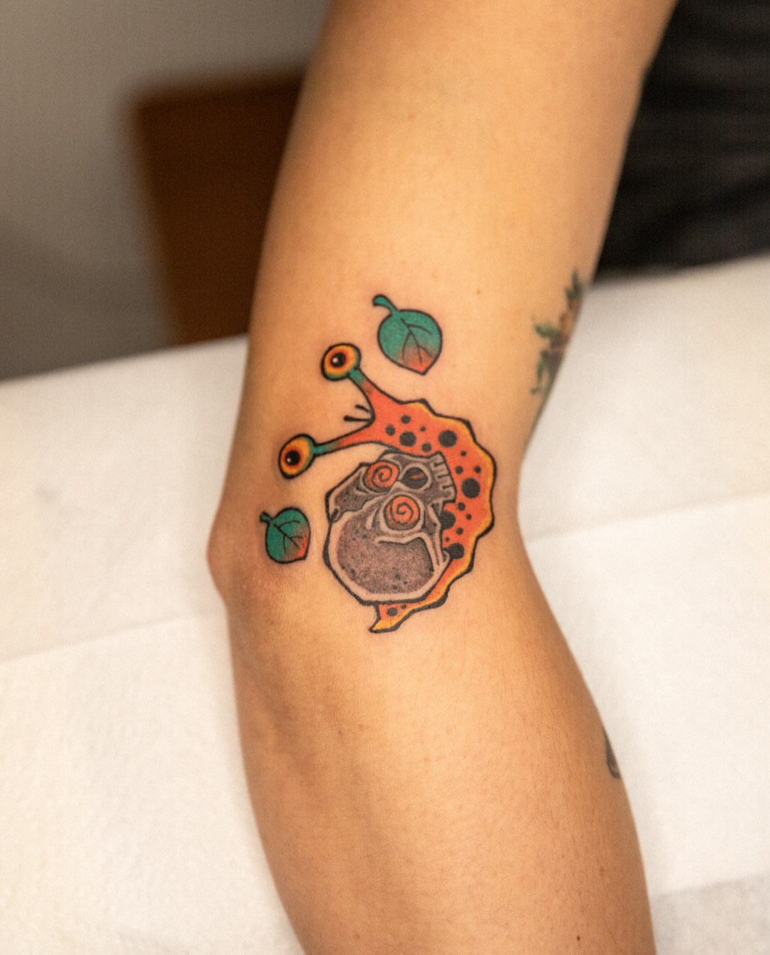 Abstract creature dotwork tattoo on the forearm by 홍대타투