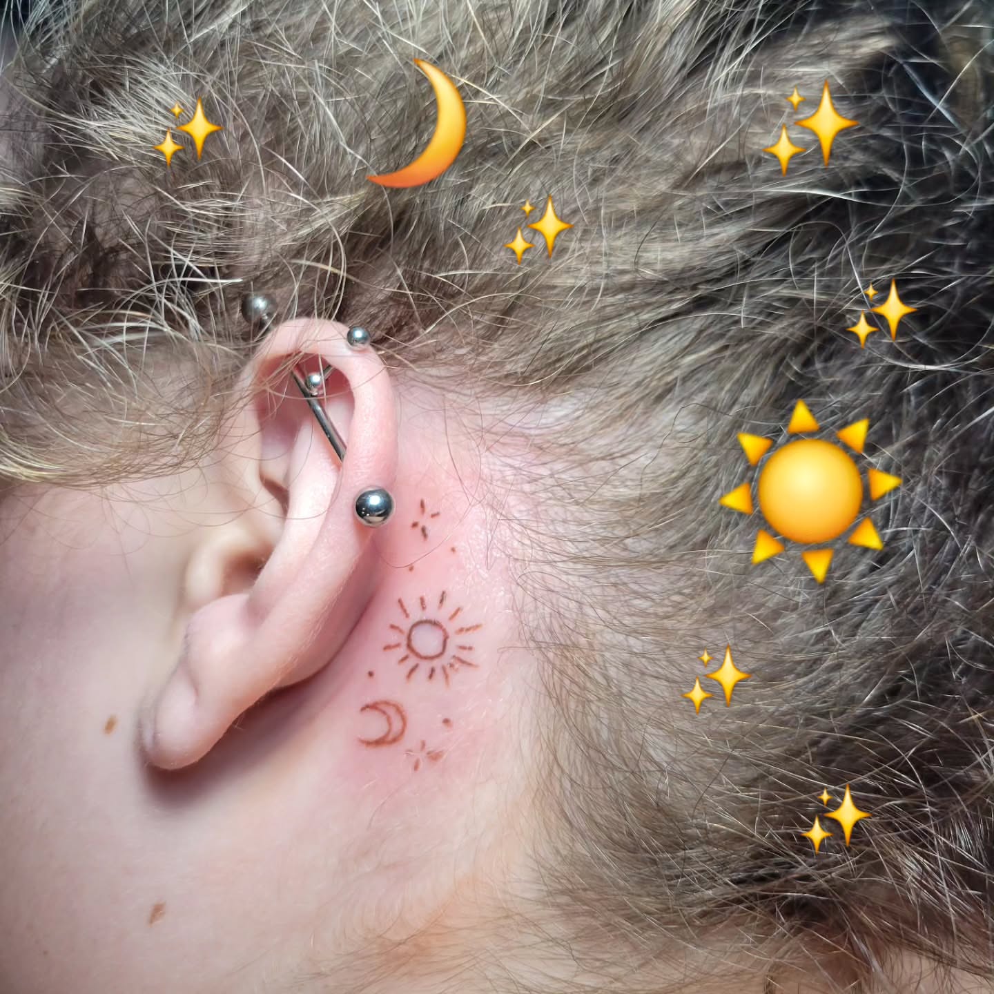 Sun and moon minimalist tattoo on the neck by Bee