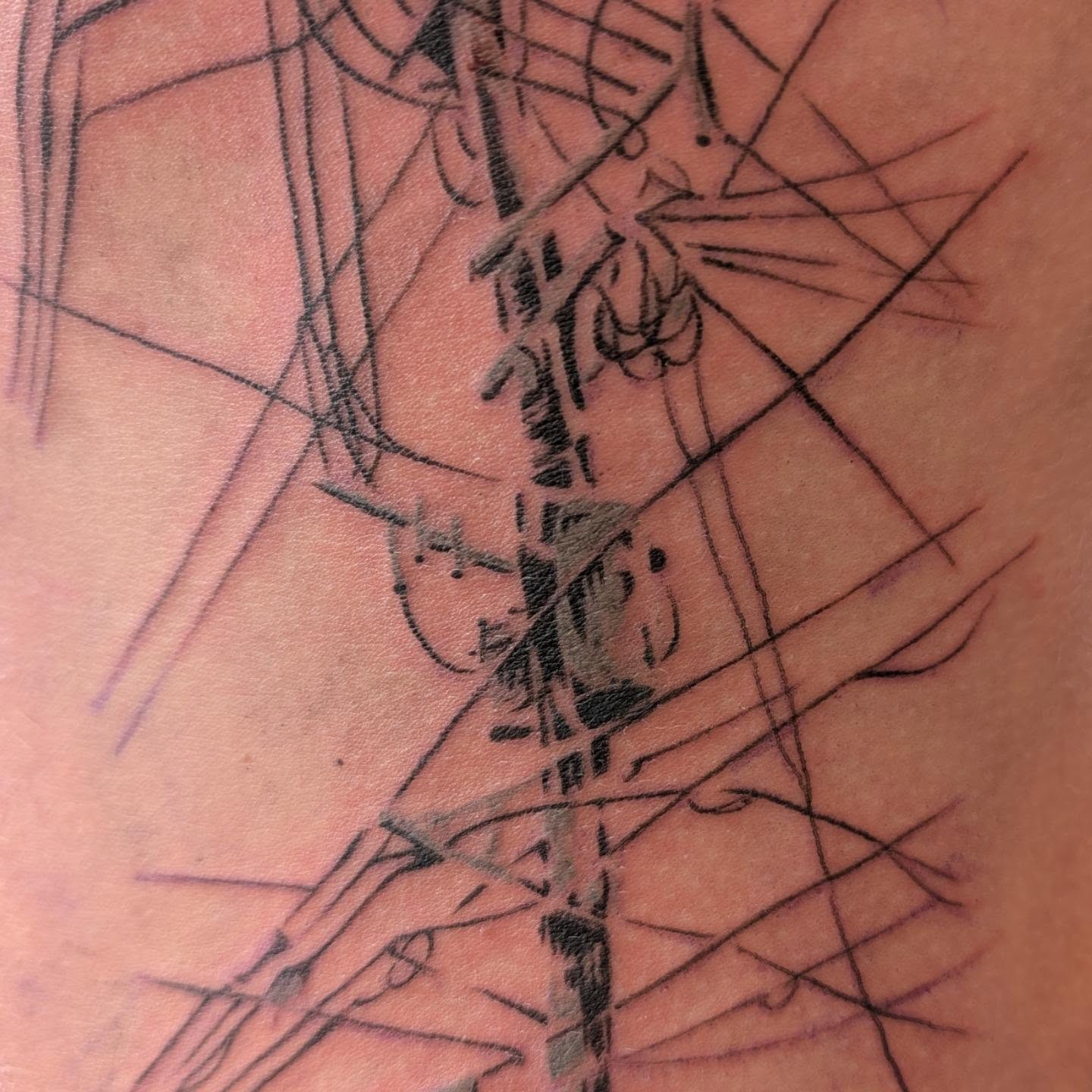 Tattoo by @ntash_ttt — geometric