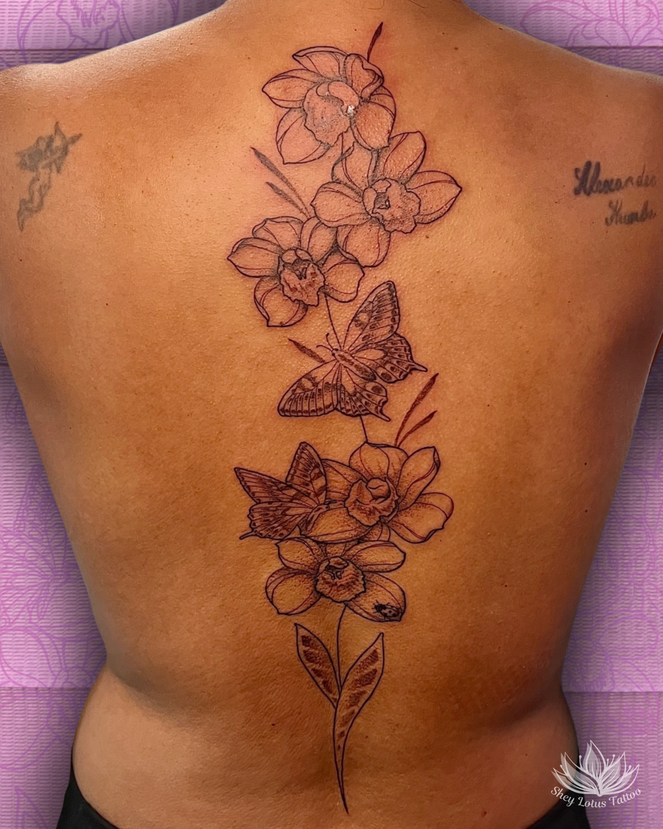 Tattoo by @sheylotustattoo — black_and_grey