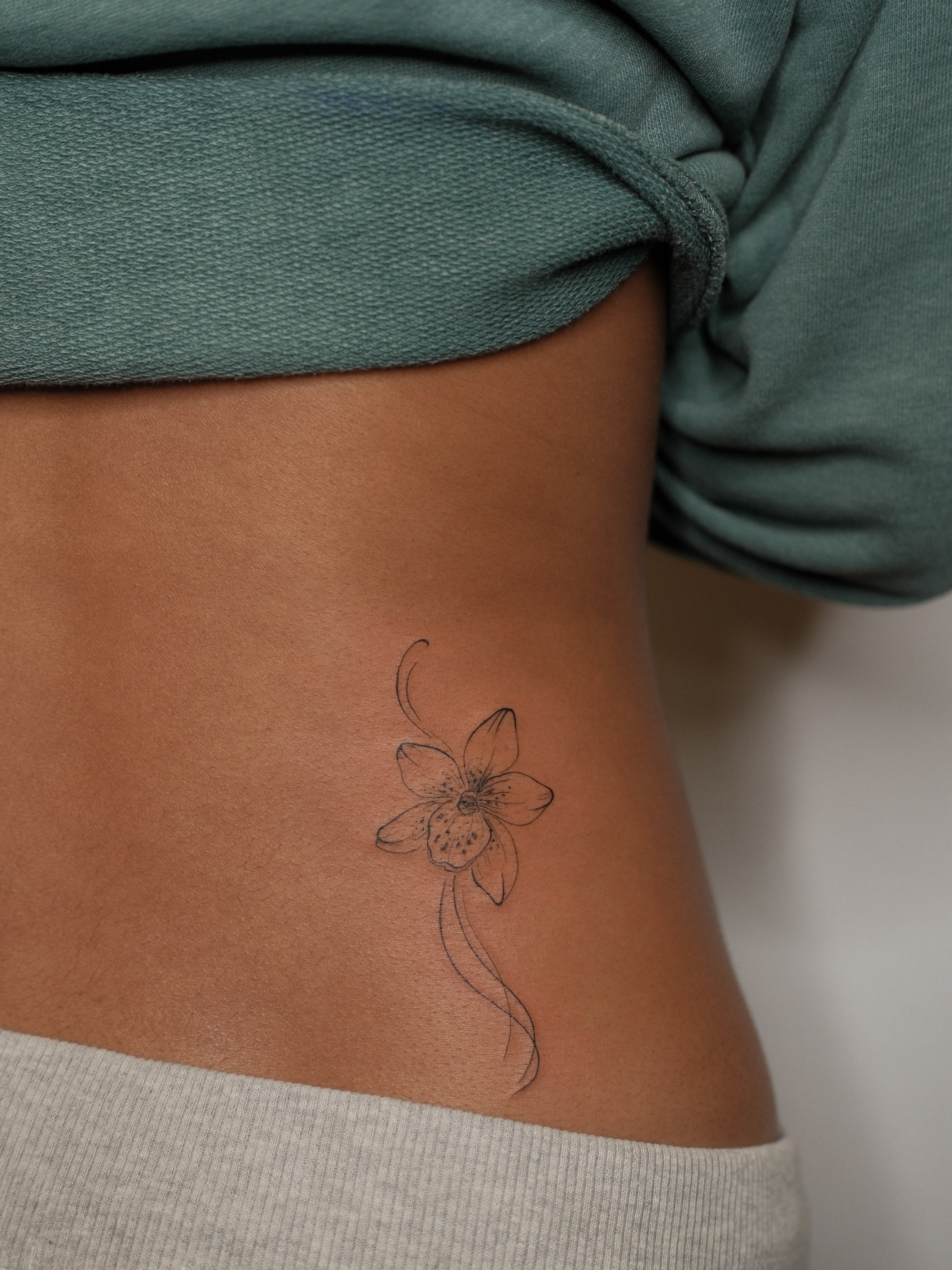 Tattoo by @_nikonv — fine_line